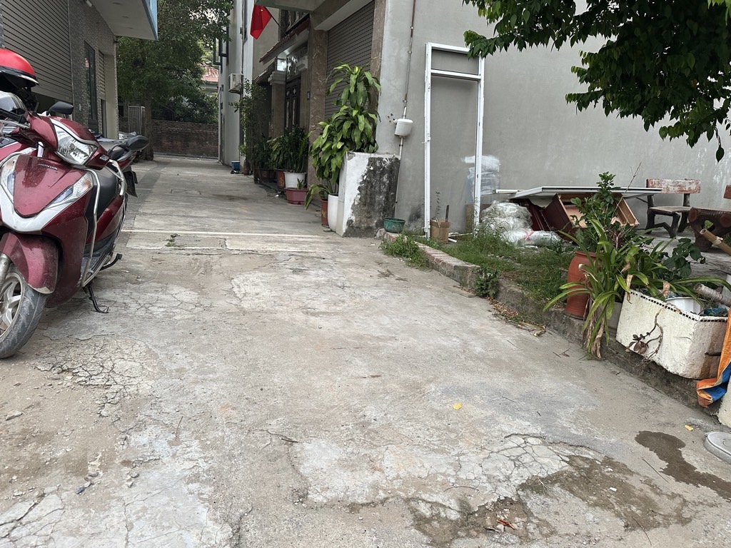 Bán đất 2 mặt ngõ ô tô xã Nam Hồng, diện tích 68m2,