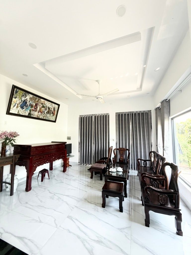 BIỆT THỰ SÂN VƯỜN 3 TẦNG ĐOÀN NGUYỄN TUẤN KẾ CHỢ BÌNH CHÁNH 400M2 NGANG 10M NHIK 8 TỶ