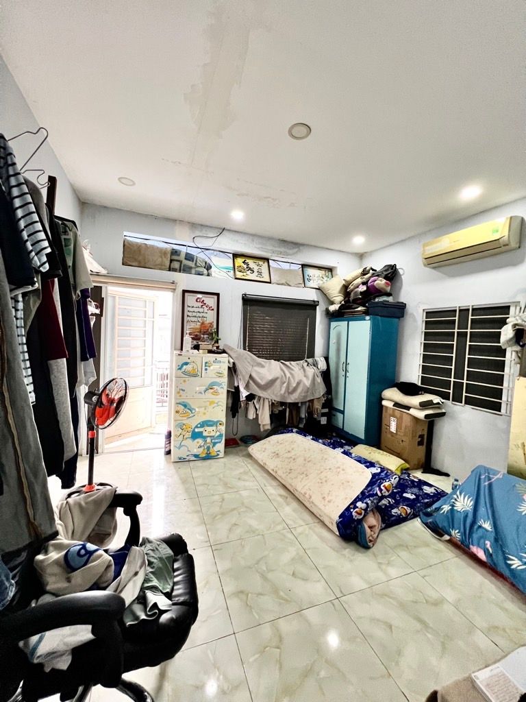 Nhà 2 tầng 43m² tại Tân Sơn Nhì giá 4,3 tỷ đồng