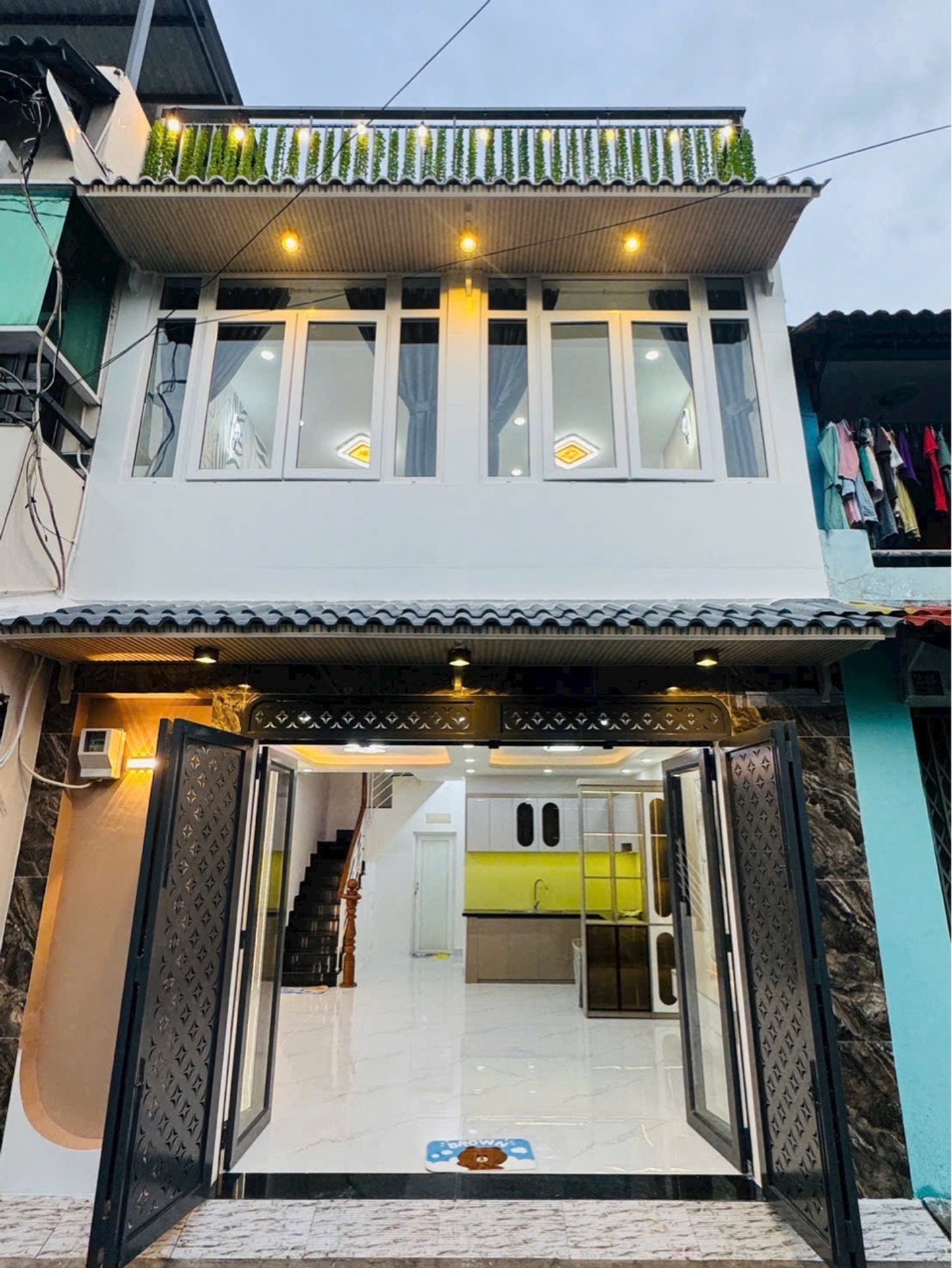 Bán nhà mặt phố 2 tầng, 3 phòng ngủ tại Phường 11, diện tích 26m2
