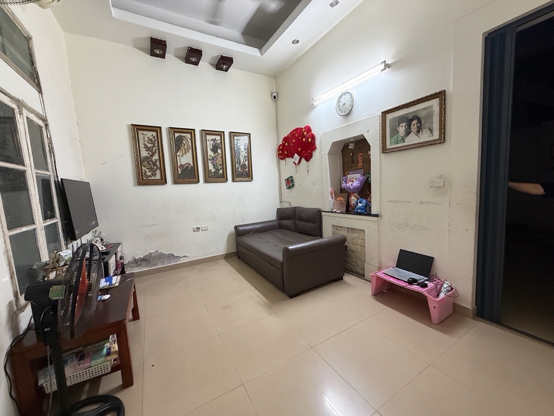 Bán nhà riêng 2 tầng hướng Nam tại quận Hoàng Mai, diện tích 55.7 m2, pháp lý cơ sở
