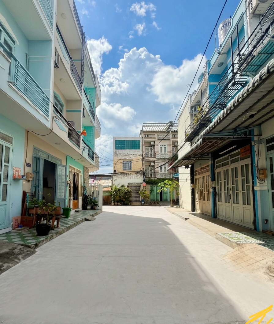 Nhà 5 tầng Bình Tân 52m2, hẻm xe hơi, hơn 5ty