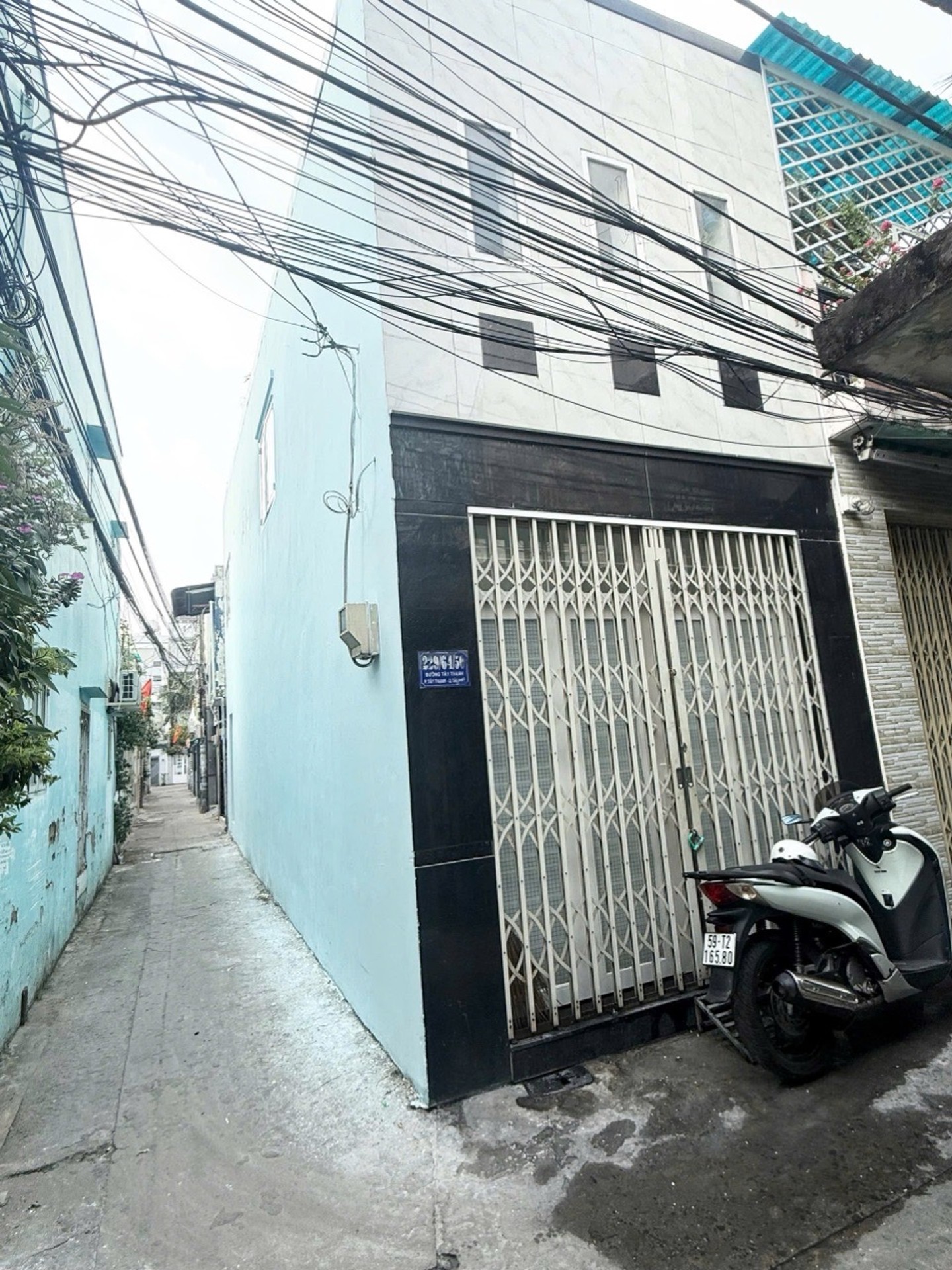 Nhà Tây Thạnh 2 tầng thoáng mát, sẵn sàng công chứng