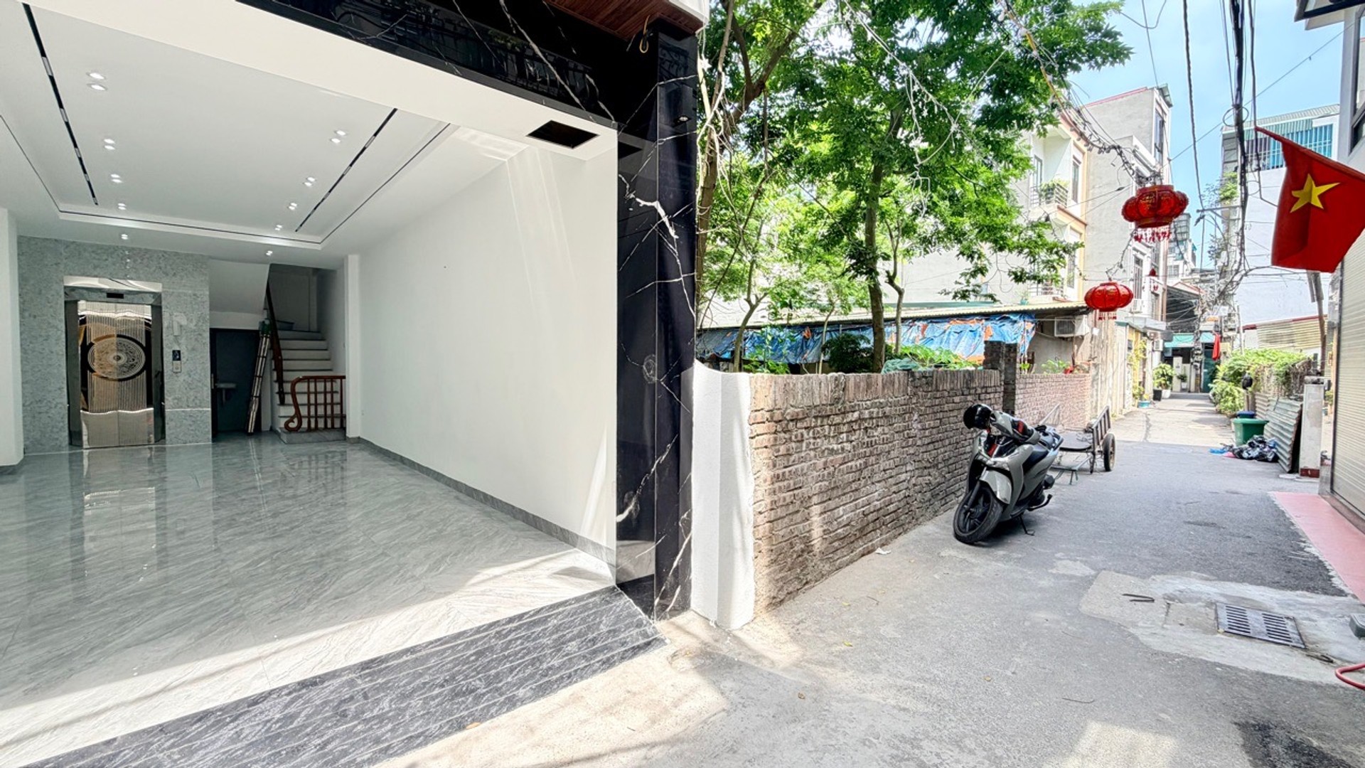 Bán nhà riêng 6 tầng tại phường Phúc Lợi, Long Biên với thang máy và gara ô tô