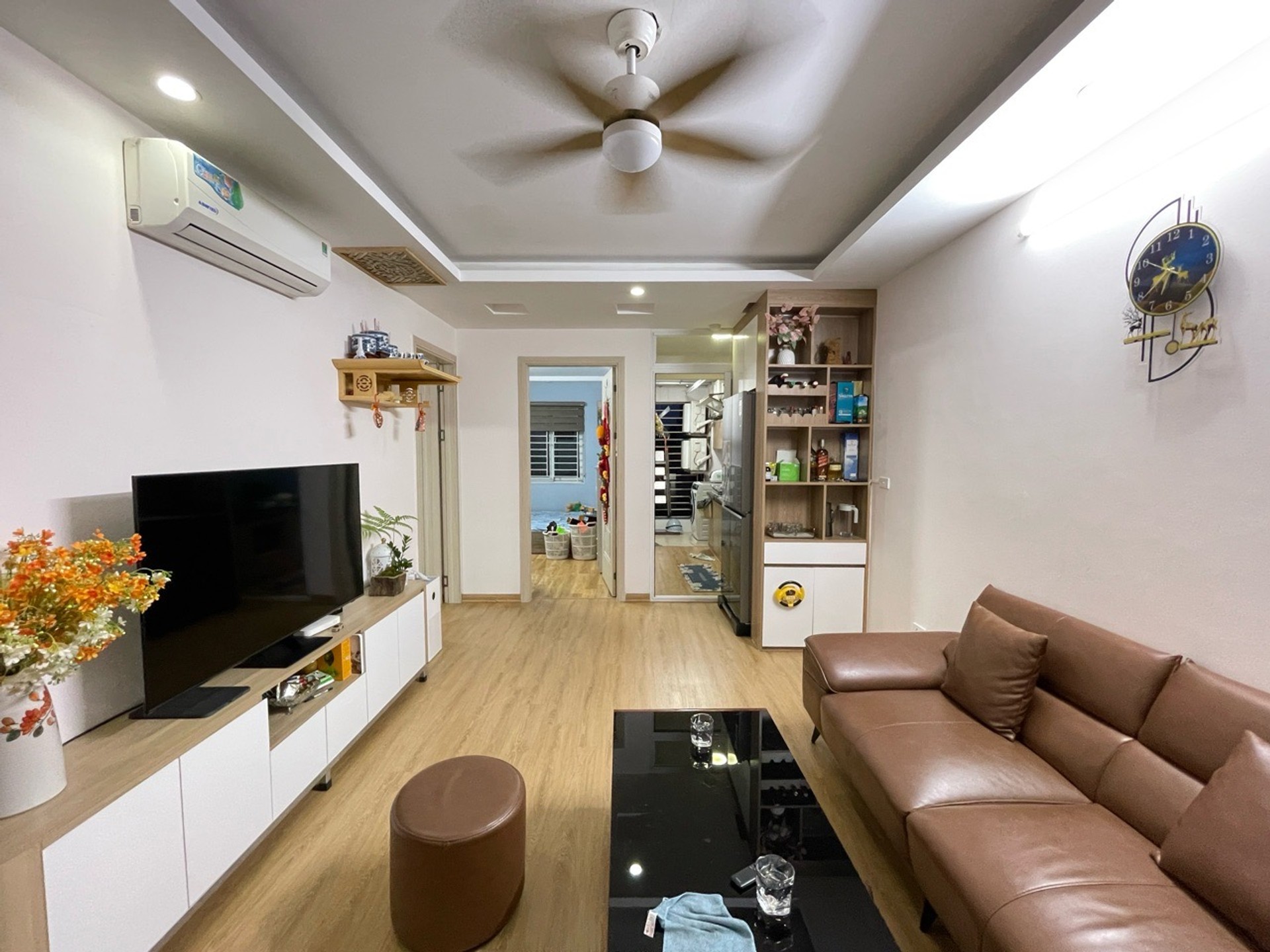 Bán căn hộ 2 phòng ngủ tại Phúc Lợi, diện tích 58m2, full nội thất, pháp lý đầy đủ