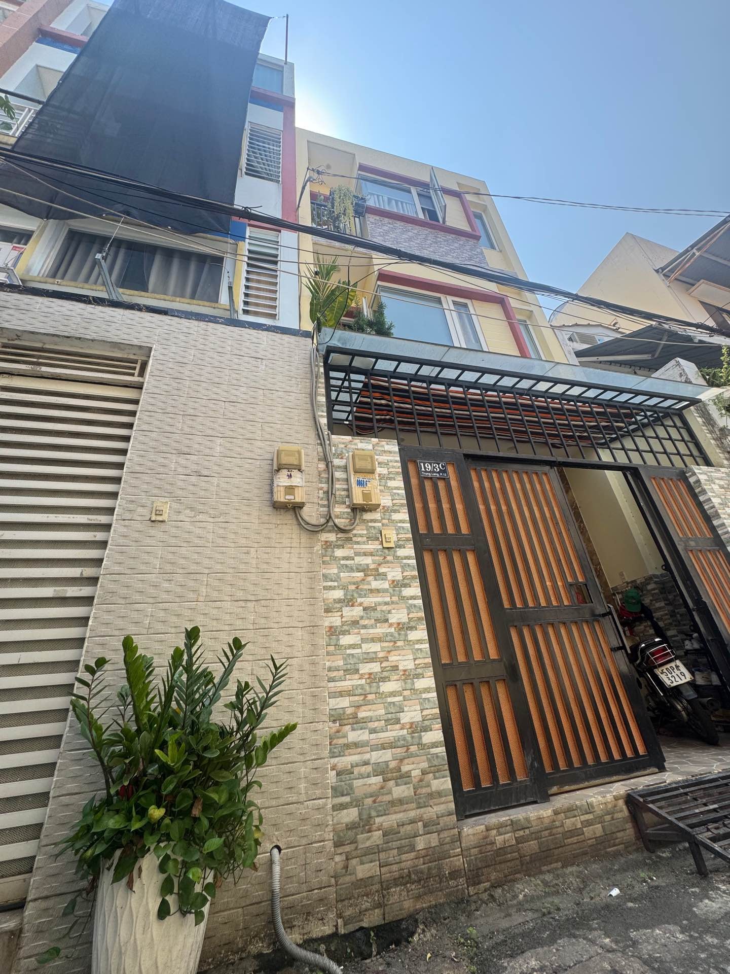 Nhà 3 tầng xinh xắn gần sân bay Tân Bình, giá chỉ 7.25 tỷ