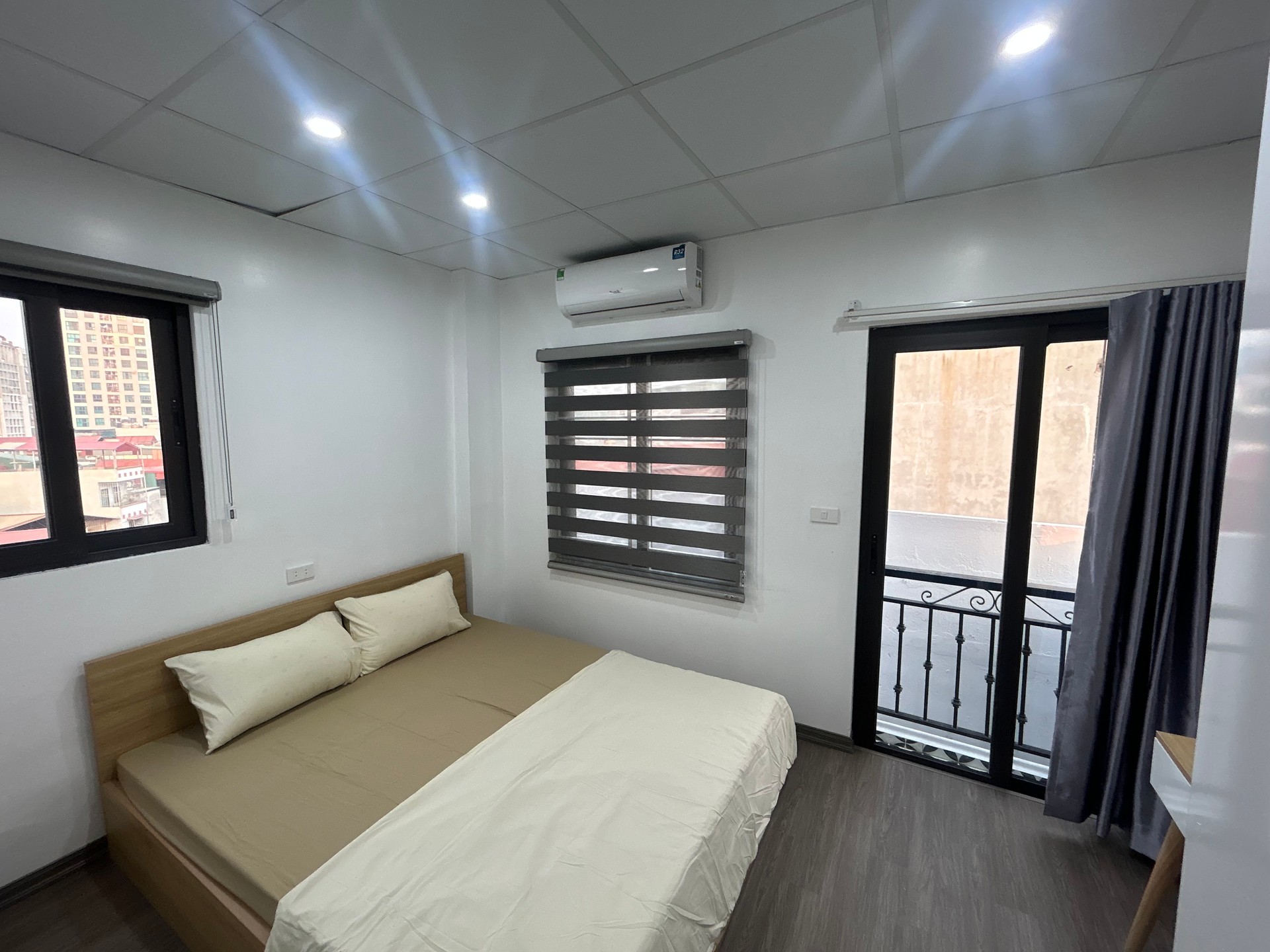 Toà căn hộ dịch vụ 8 tầng, cho thuê 120tr/tháng tại Khương Trung, gà đẻ chứng vàng.