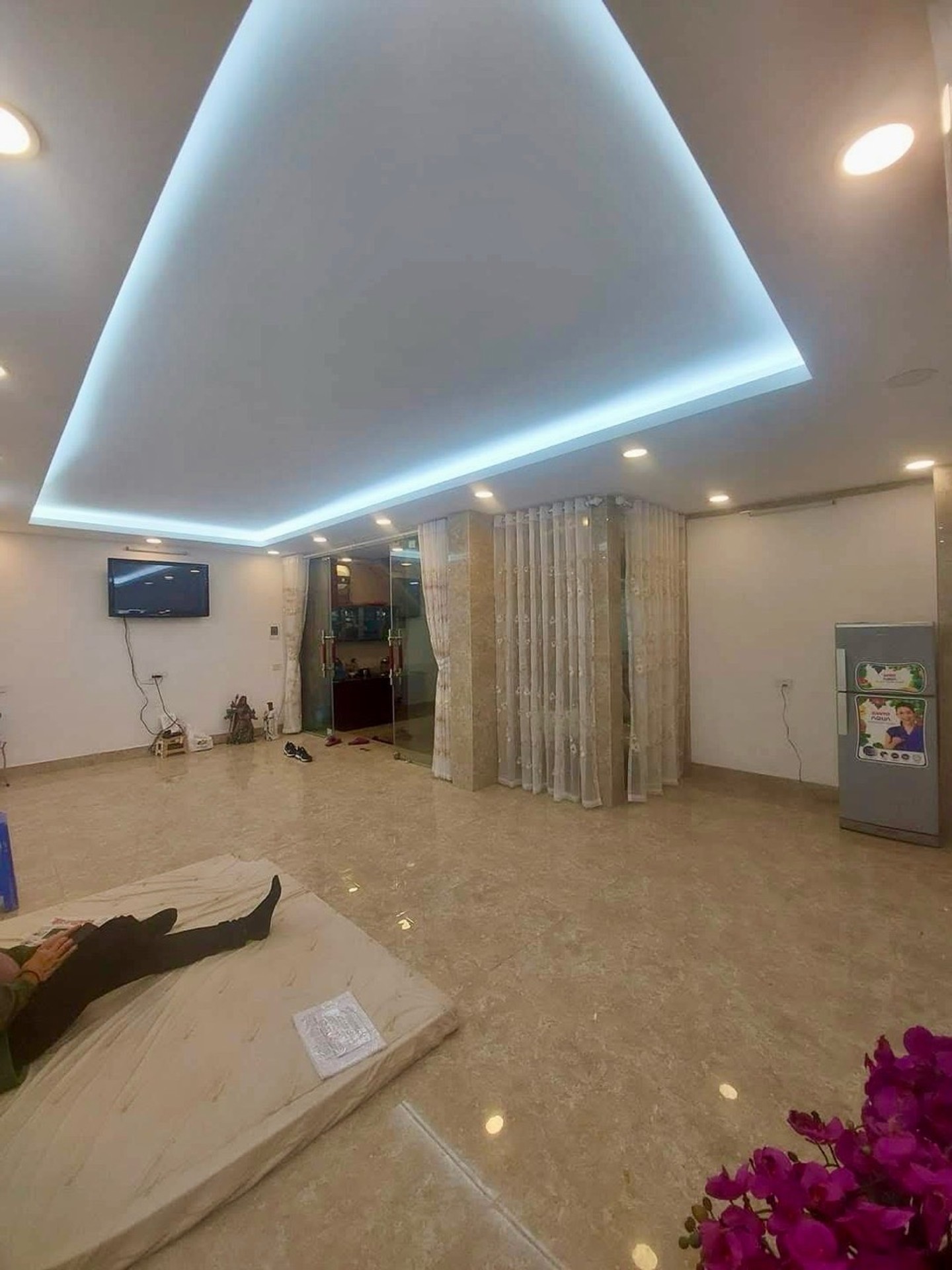 Bán nhà riêng 5 tầng tại trung tâm quận Hai Bà Trưng, đối diện Vincom, mặt tiền 7.5m