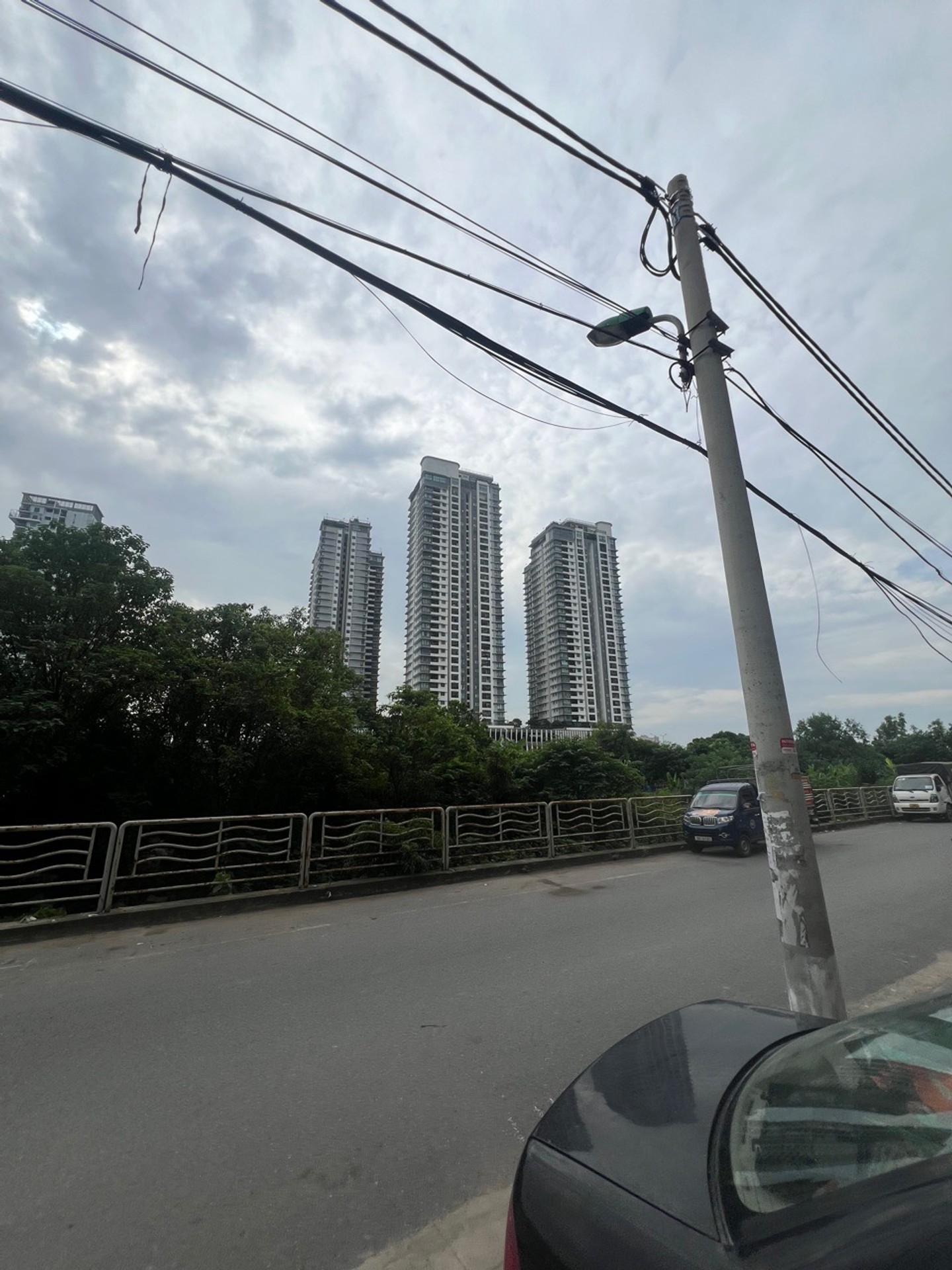 Căn hộ 2 ngủ view thoáng tại Lĩnh Nam giá hợp lý