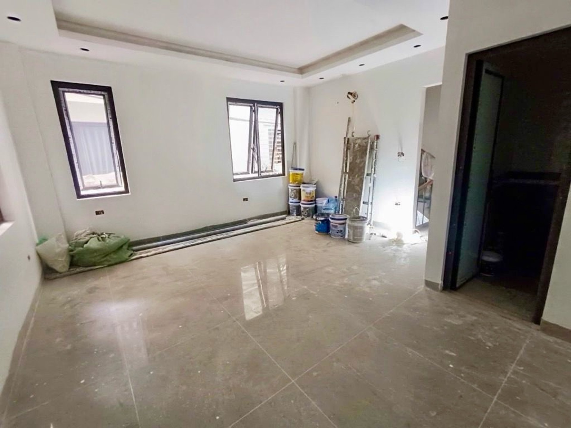Bán nhà 6 tầng, thang máy, mới xây, lô góc chủ ngộp vank giảm 1 tỷ, tại Khương Trung.