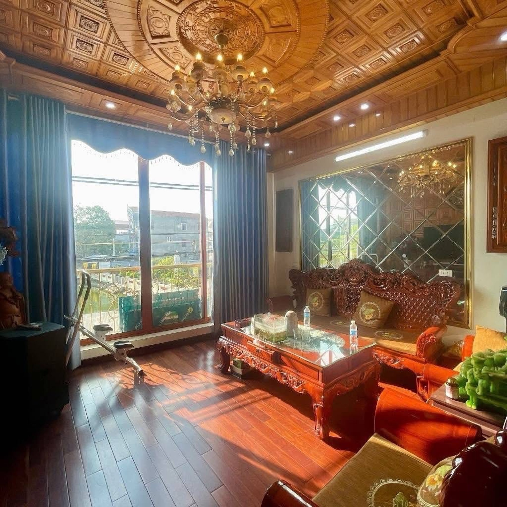 Nhà Đẹp View Hồ 3 Mặt, Mặt Tiền Kinh Doanh Sầm Uất