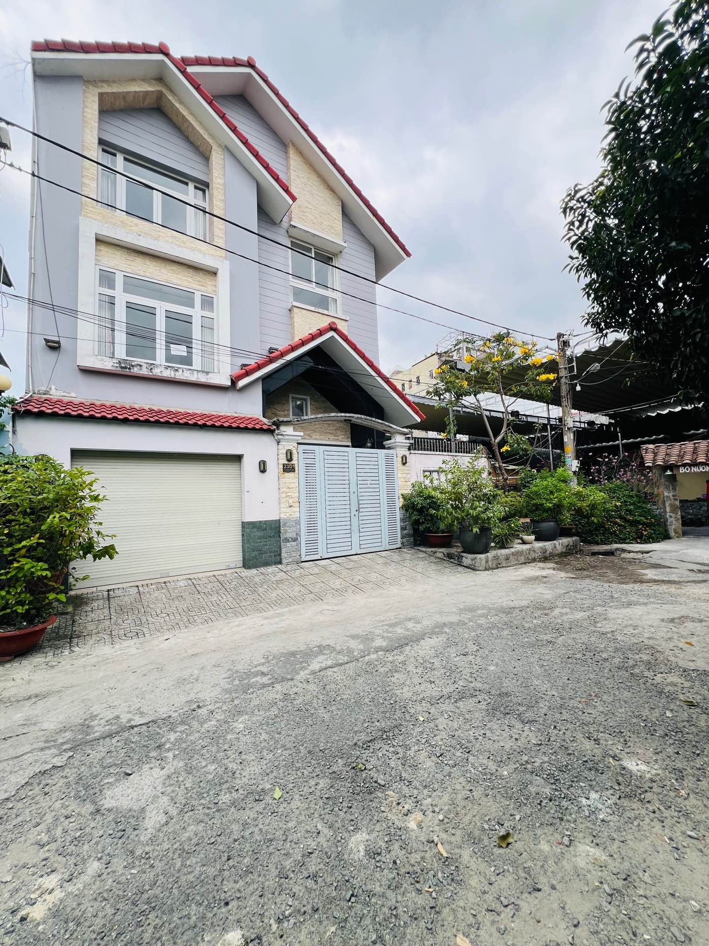 Cơ hội hiếm có sở hữu nhà đẹp rộng 150m2 tại Tân Phú với giá chỉ 18 tỷ