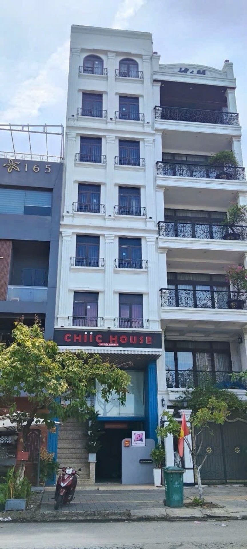 💥 4X TỶ – KHÁCH SẠN 8 TẦNG MẶT TIỀN TRẦN HƯNG ĐẠO – 18 PHÒNG – VIEW SÔNG HÀN.
🏨 DT 100M²