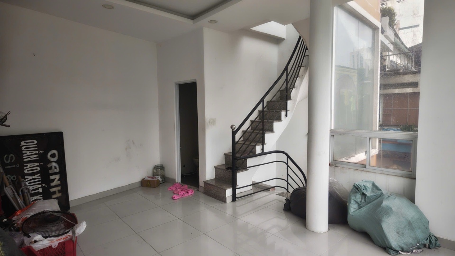 Bán nhà mặt phố Nguyễn Văn Trỗi Phú Nhuận, DT 25m², 3 tầng