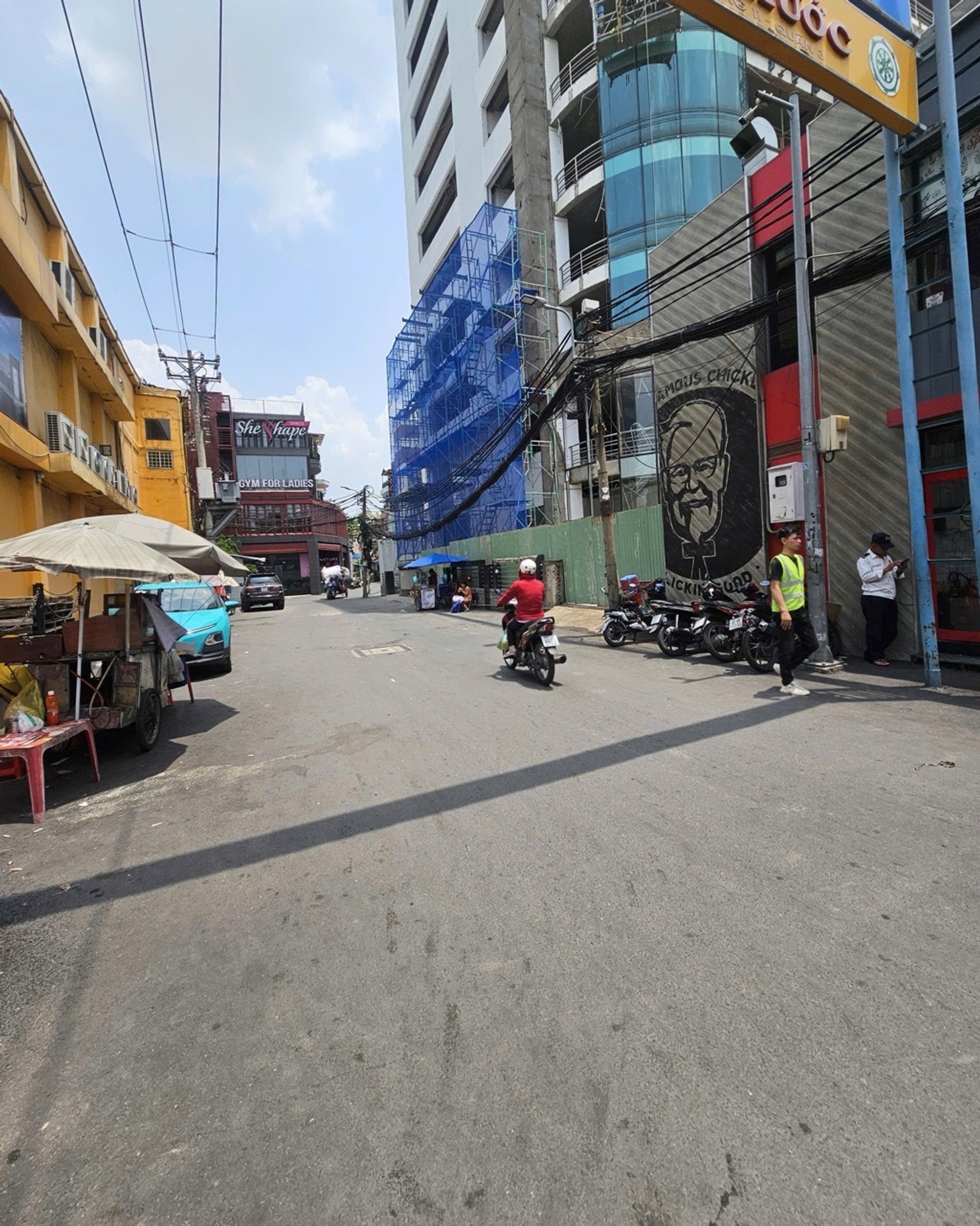 Bán nhà mặt phố xã Phường Cách Mạng Tháng 8, 58m², lô góc 4 mặt tiền, lợi nhuận cho thuê cao