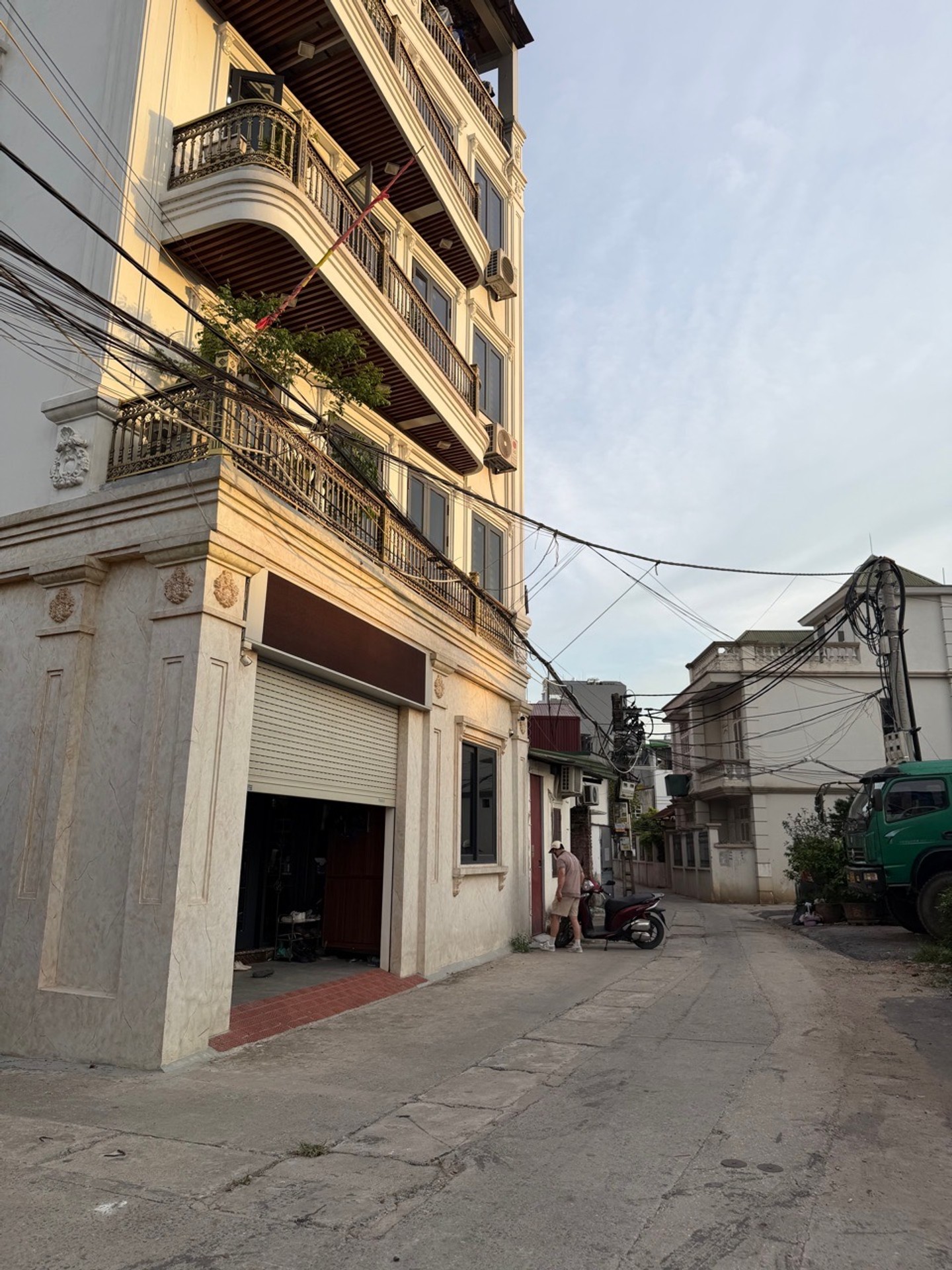 Nhà cấp 4 tiện kinh doanh, ô tô tránh, vị trí hiếm có ở thôn Tự Khoát