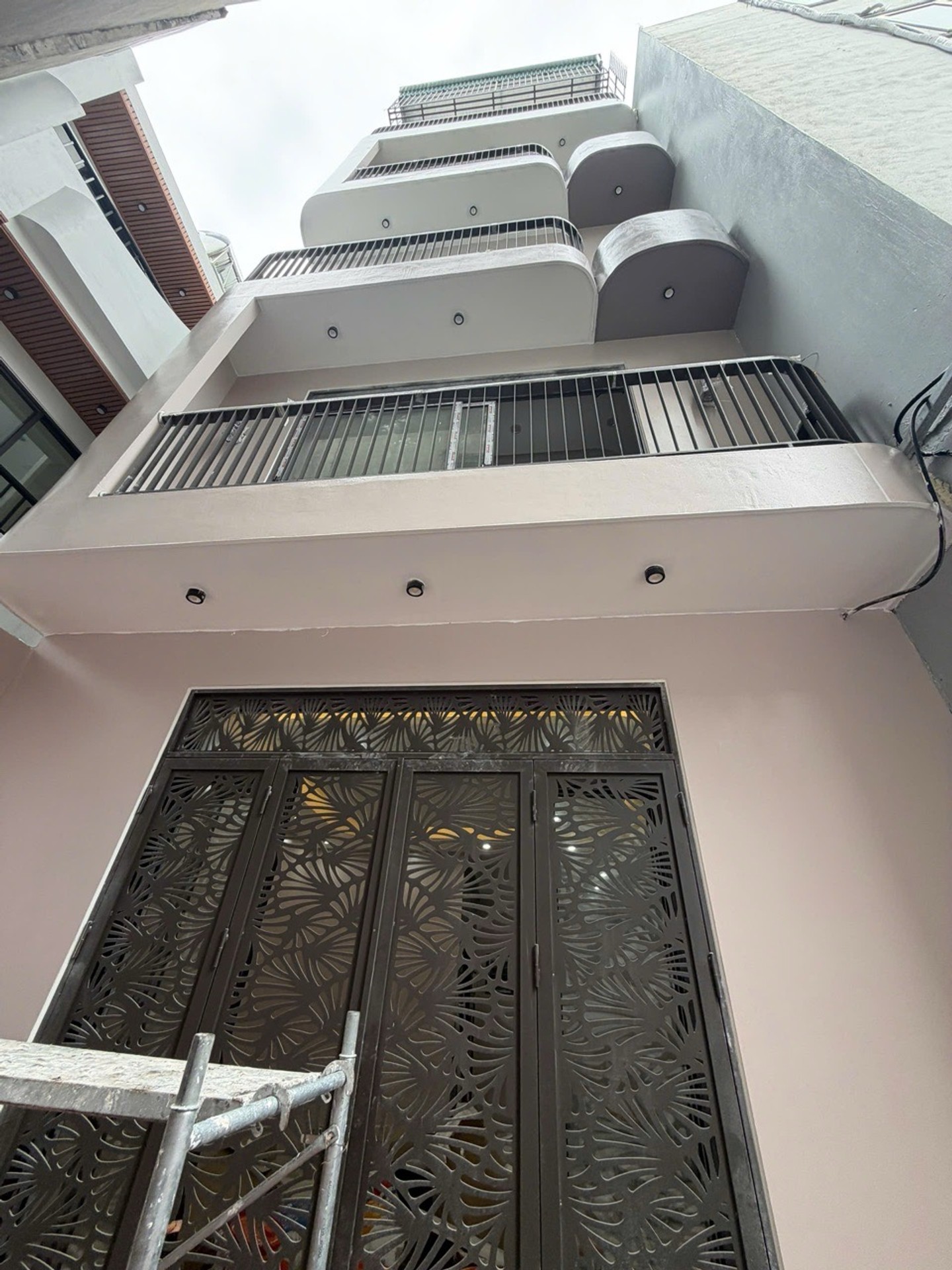 Bán nhà 50m trâu quỳ