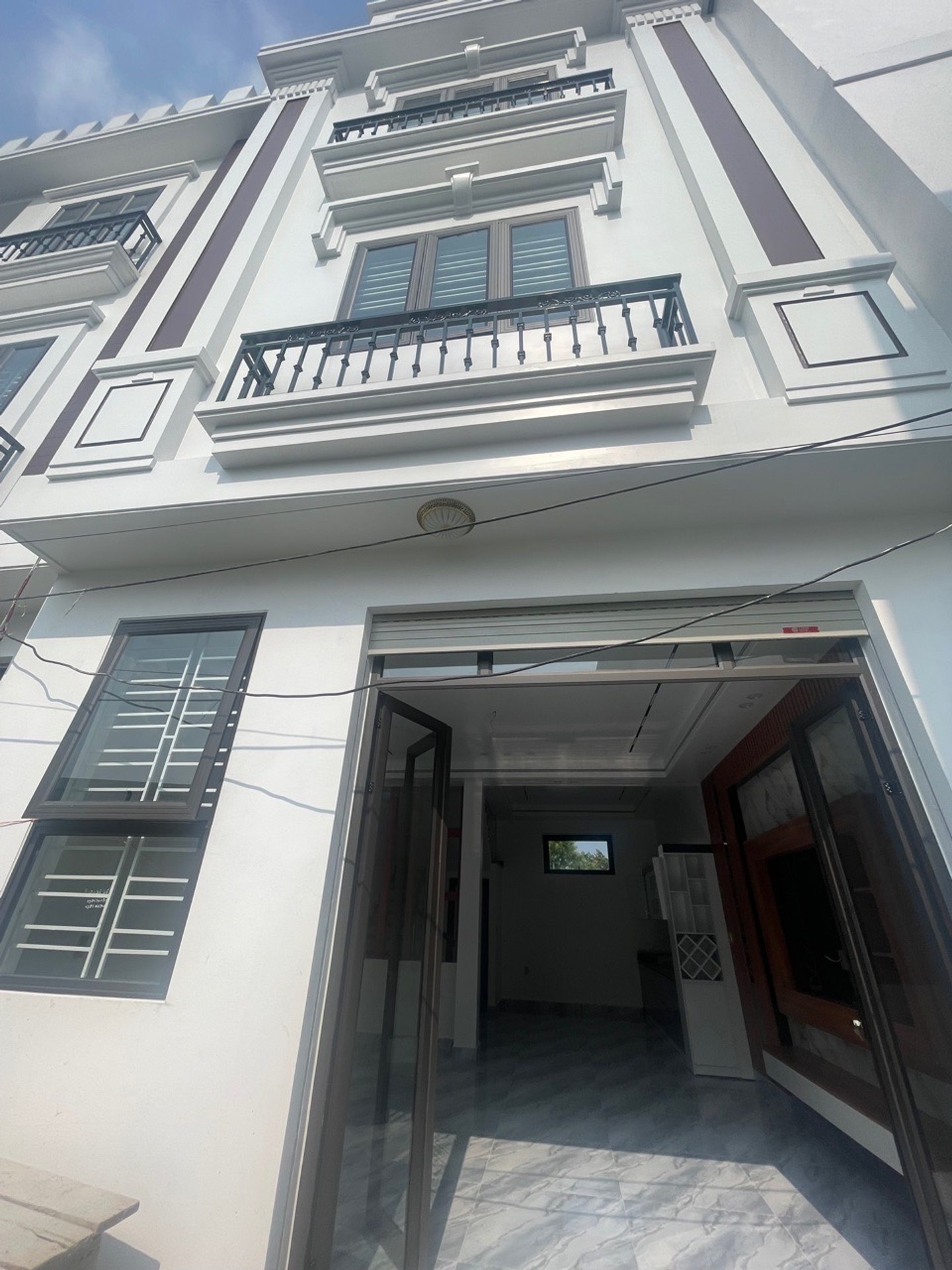 Nhà Riêng Hiện Đại Ba Tầng Tại An Hải, Vị Trí Thuận Lợi