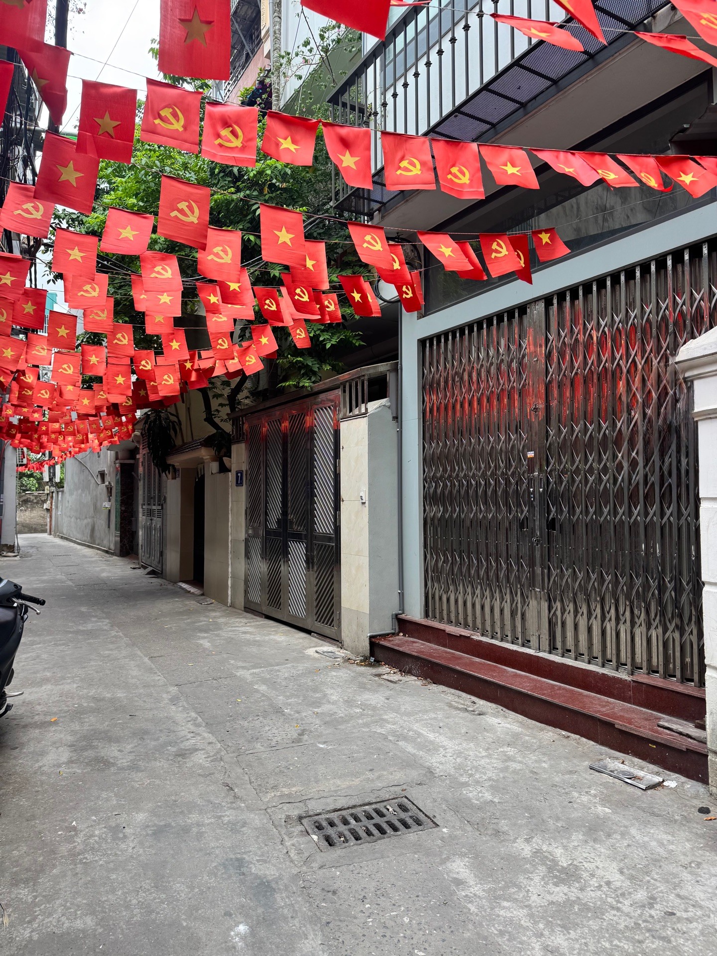 Cơ hội sở hữu ccmn 7 tầng, Khương Hạ, chủ ngộp bank hạ chào 3 tỷ