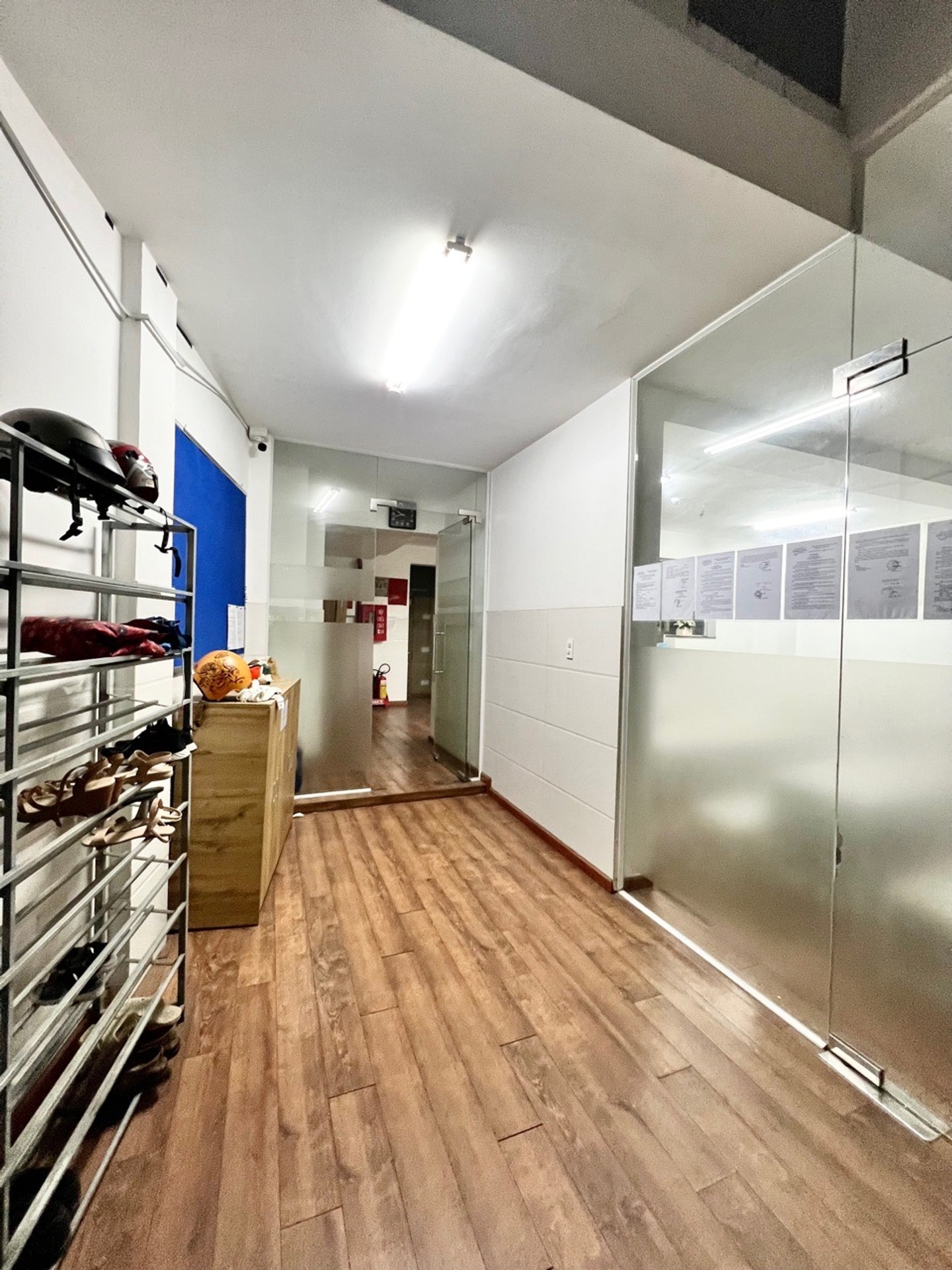 Bán nhà 5 tầng mặt phố Bờ Bao Tân Thắng, diện tích 109m2