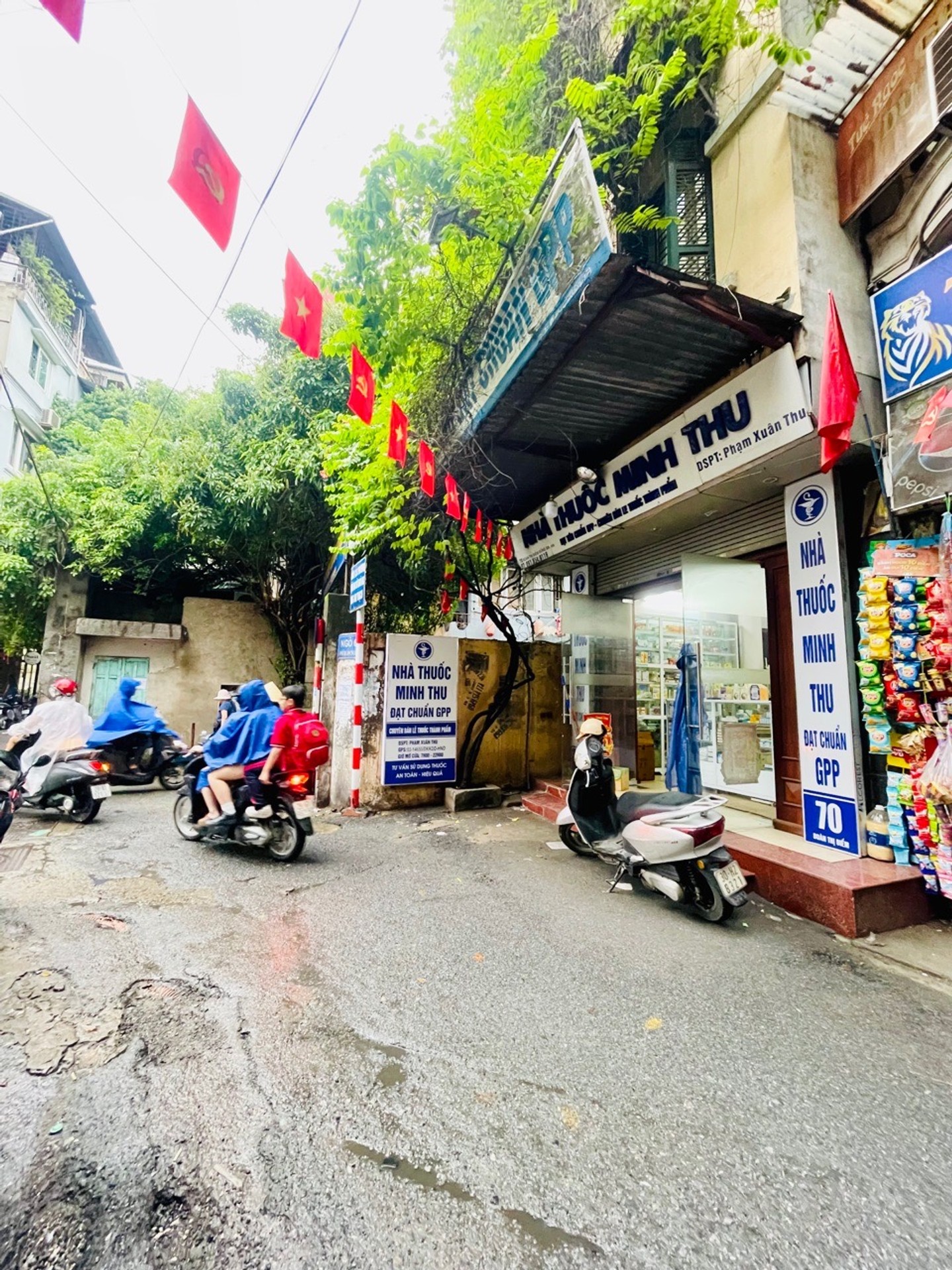 Bán nhà mặt phố tại quận Đống Đa với kiến trúc biệt thự Pháp, lô góc, diện tích 33 m²