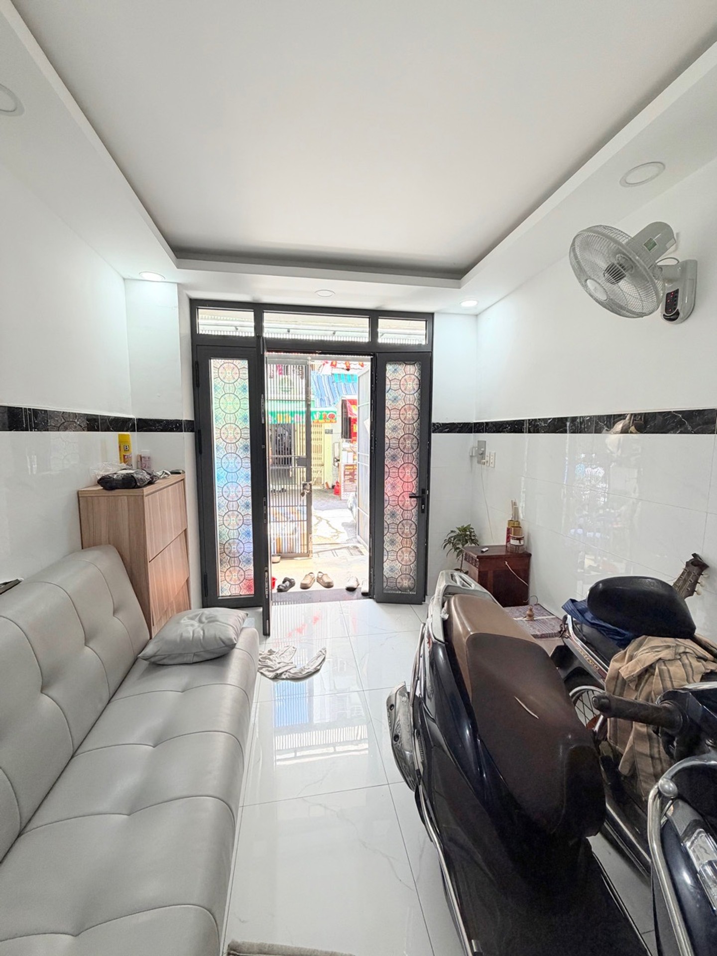 Nhà 4 Tầng Mới Trung Tâm Quận 3 - Hẻm Xe Tải Thông