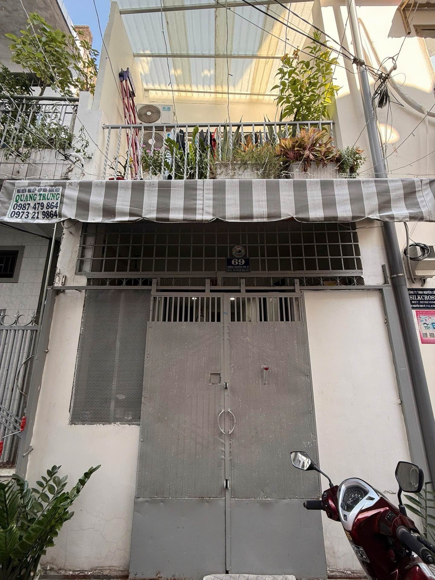 Nhà mặt phố 43m2 giá siêu tốt chỉ 5.6 tỷ