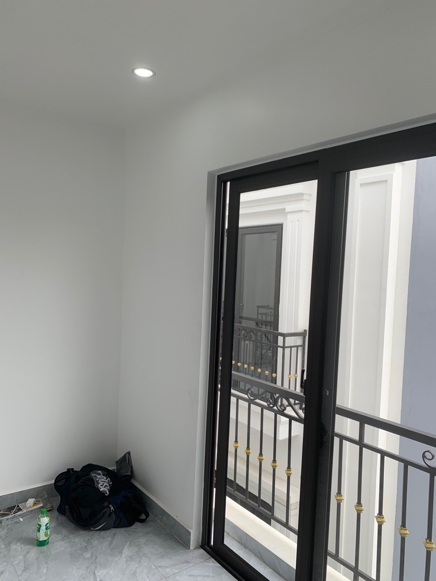 Nhà 3 tầng mới xây sát đại đô thị Vinhomes Tràng Cát