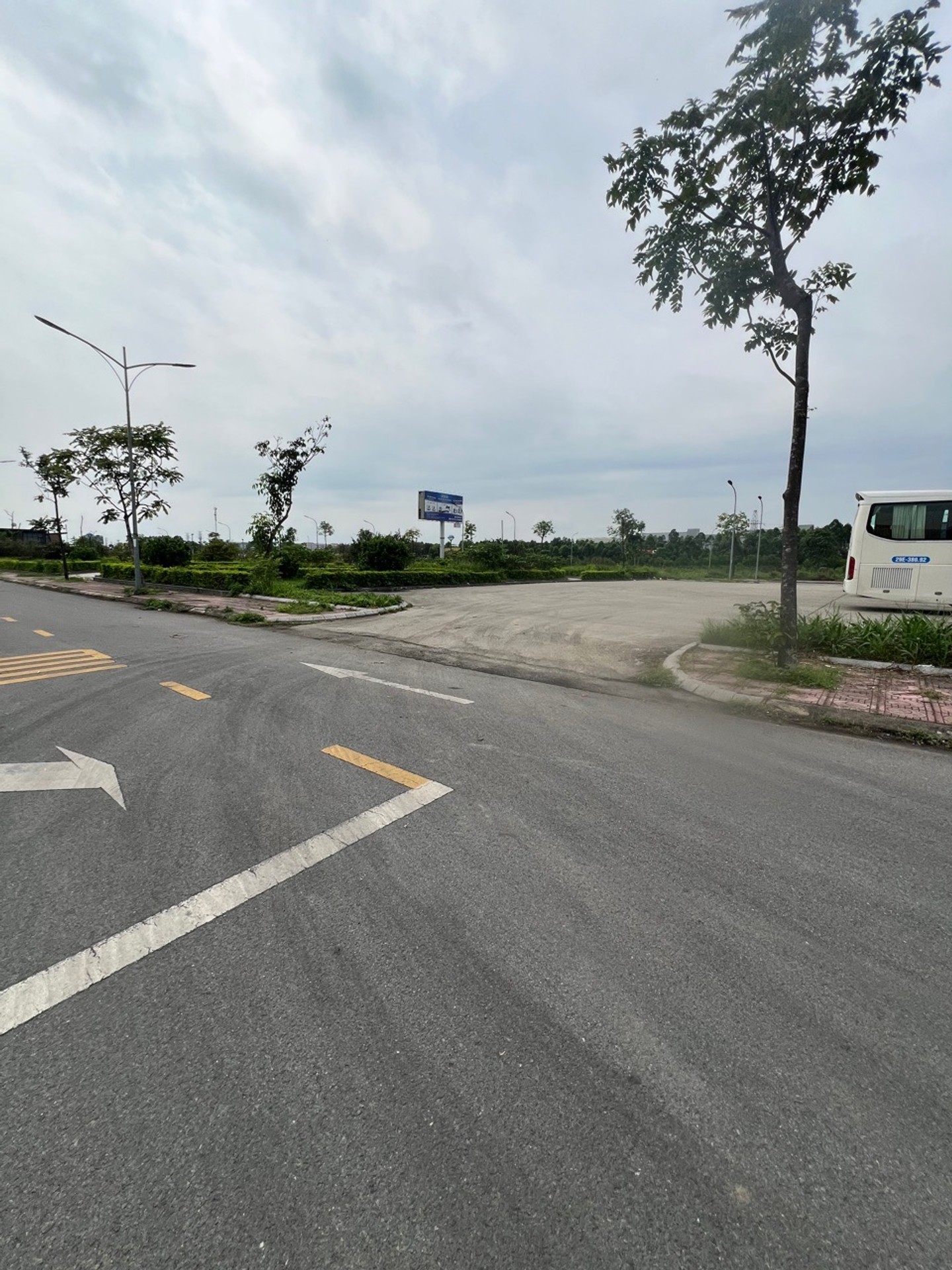 Bán đất xã Long Châu, Yên Phong, đất lô góc 3 mặt thoáng 121.9m²