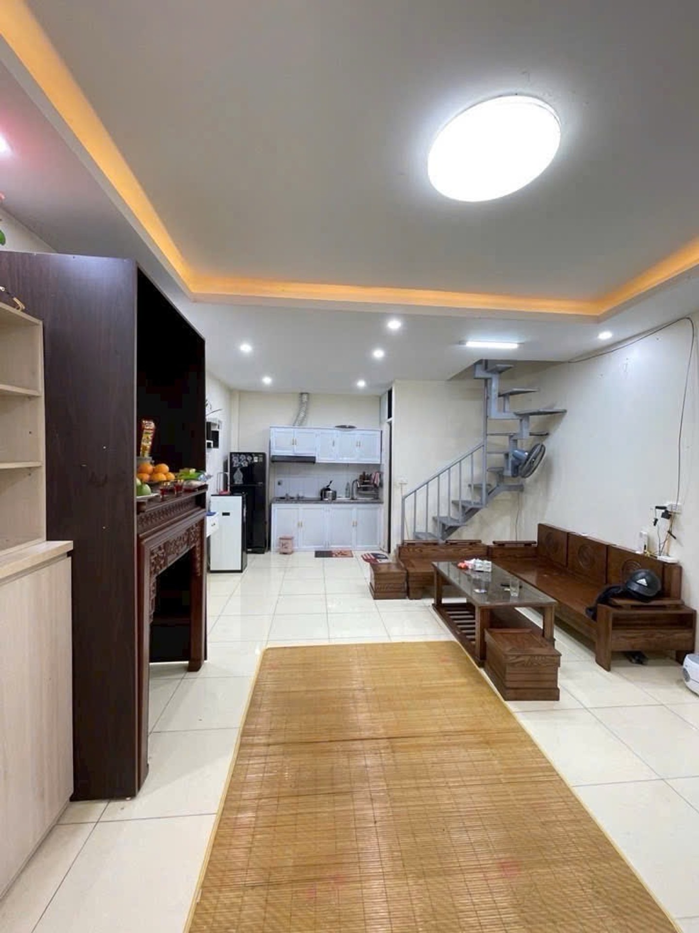 Bán nhà 2 tầng diện tích 30.8m² tại Phúc Lợi, giá hợp lý