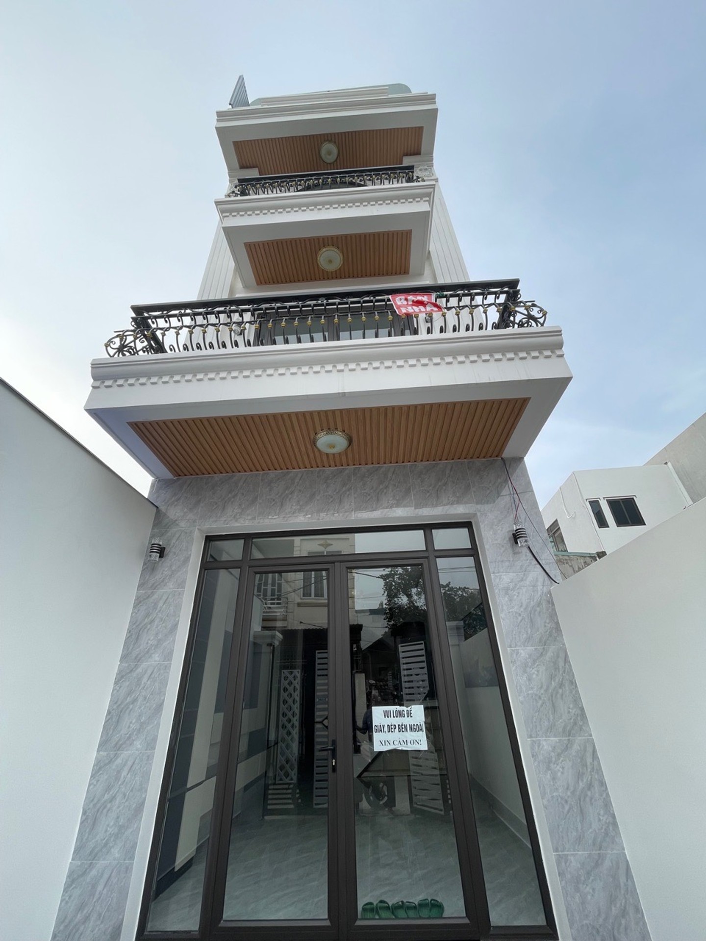 Nhà Riêng 4 Tầng Độc Lập Có Sân Và Cổng Tại Quán Trữ - Kiến An