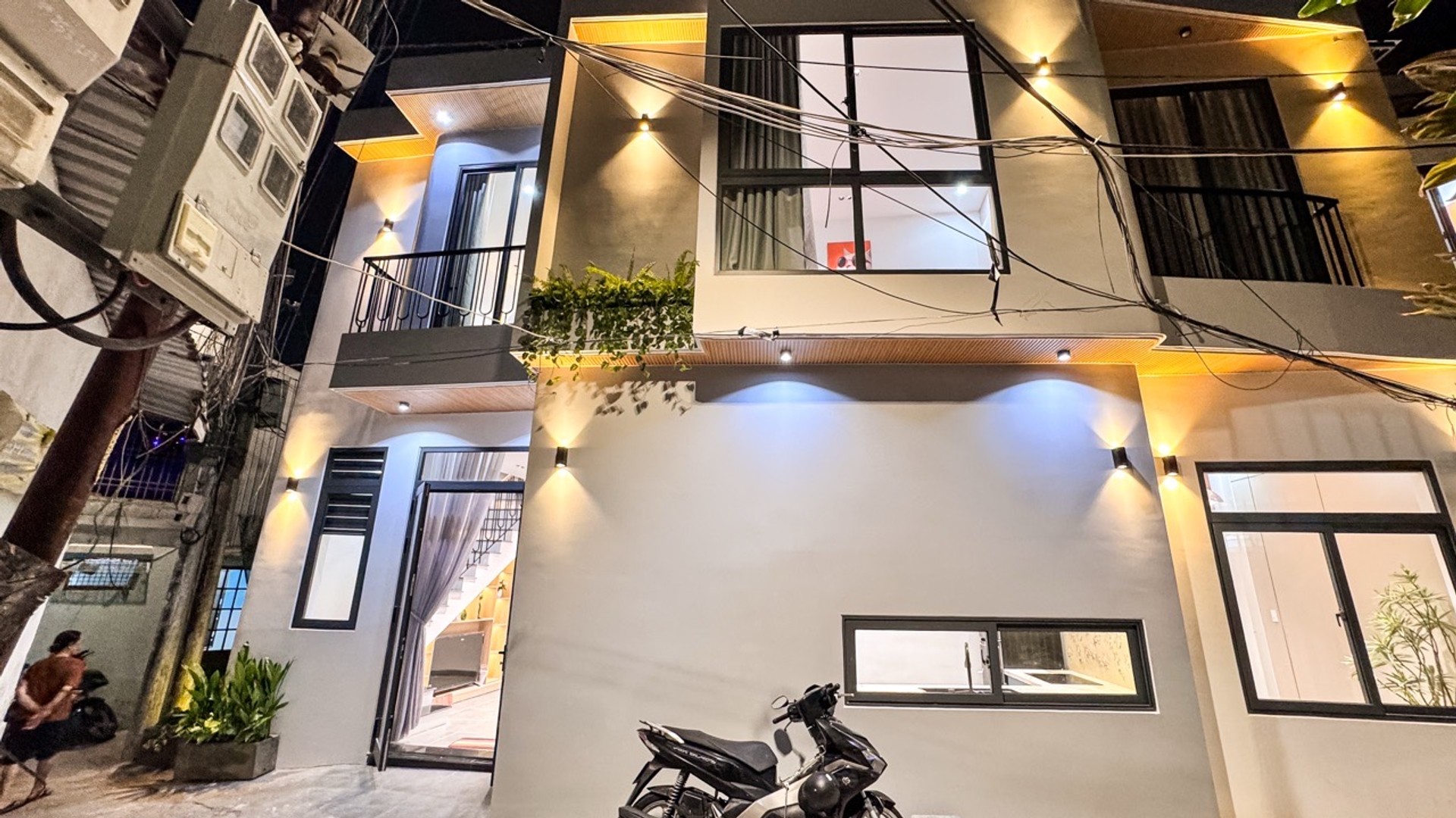 Cơ hội sở hữu nhà 2 tầng mới tinh, view thoáng gần biển Thanh Khê