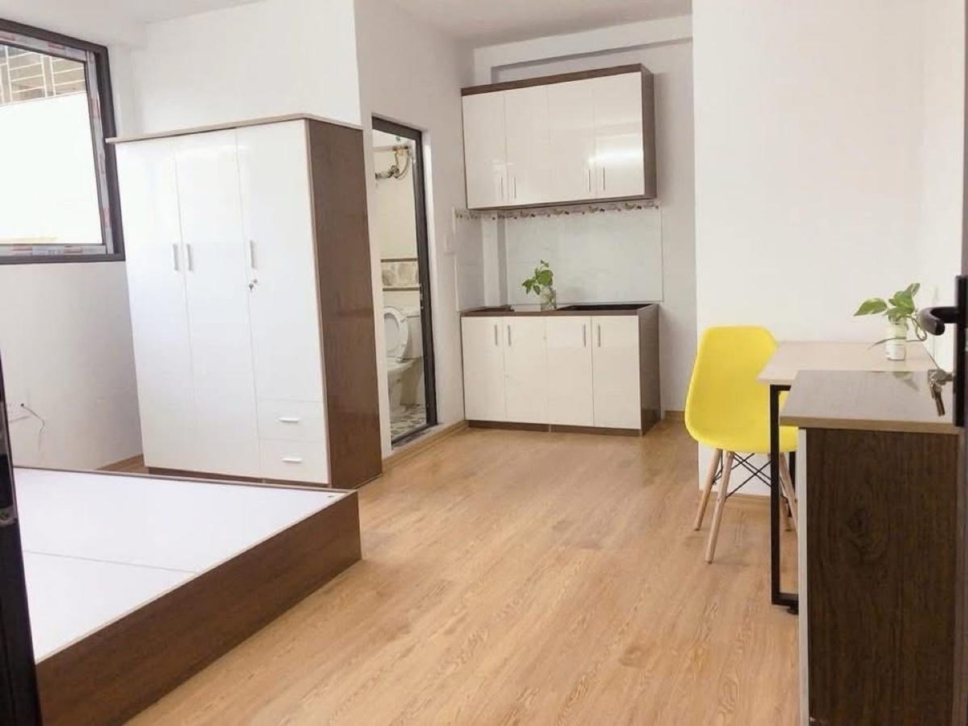 Bán nhà 7 tầng, 30 phòng gần đại học tại Xuân Thủy