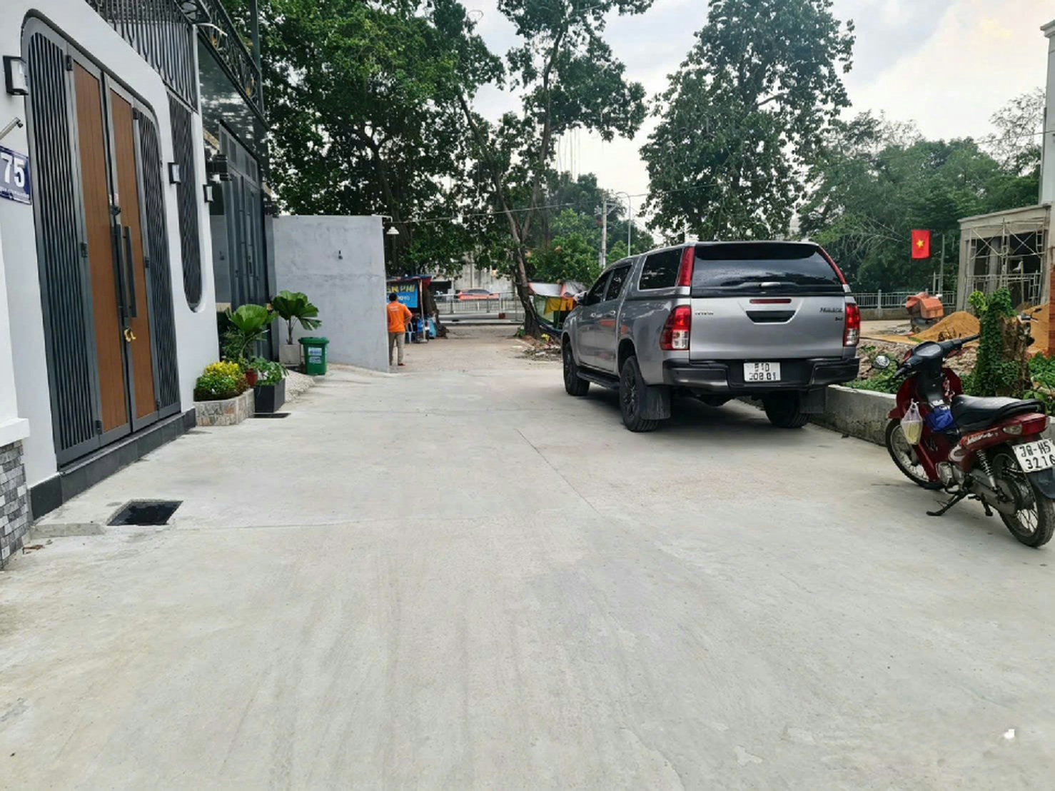 Nhà Mặt tiền Thạnh lộc Q12 72M2 2 Tầng BTCT 3PN 1Phòng Thờ Hơn 5 Tỷ TL