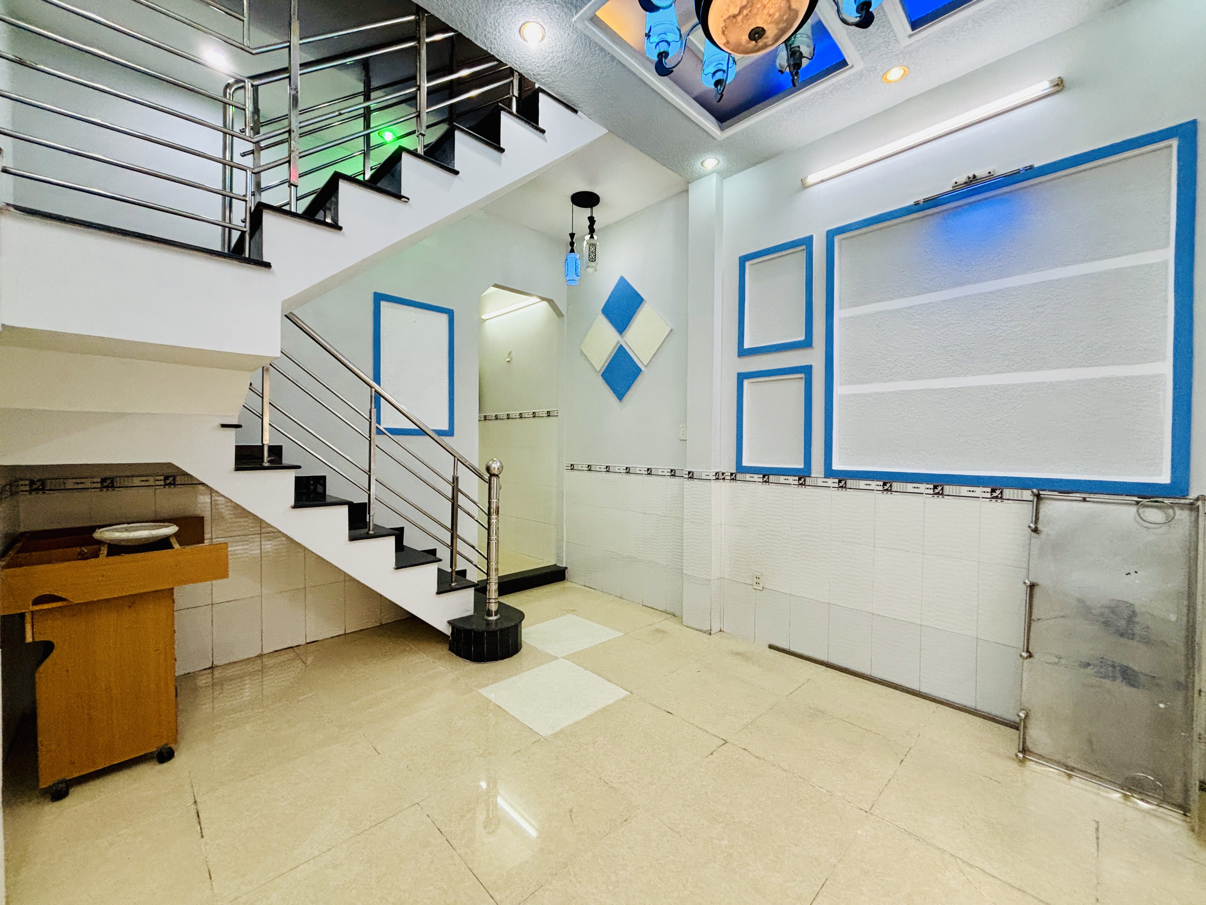 NHỈNH 3 TỶ CÓ NHÀ RIÊNG GẦN LOTTEMART NGUYỄN VĂN LƯỢNG 32m2 2 NGỦ CỰC ĐẸP