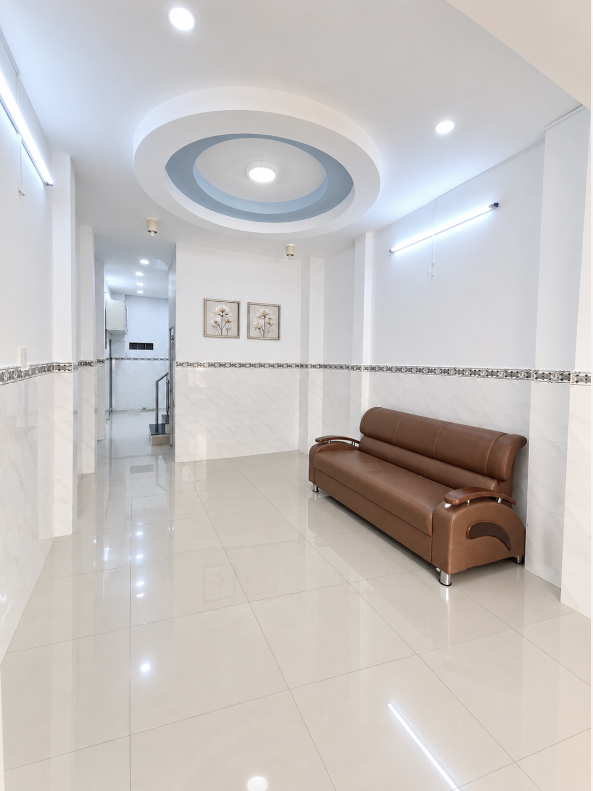Nhà 2 tầng xinh xắn, vị trí an ninh tại Quận 8