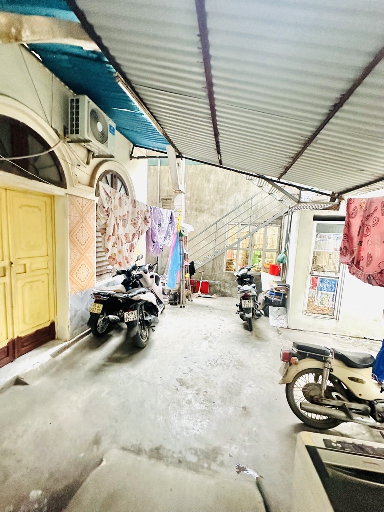 Bán nhà riêng 4 tầng phường Hoàng Mai, mặt ngõ ôtô, phù hợp văn phòng hoặc ccmni
