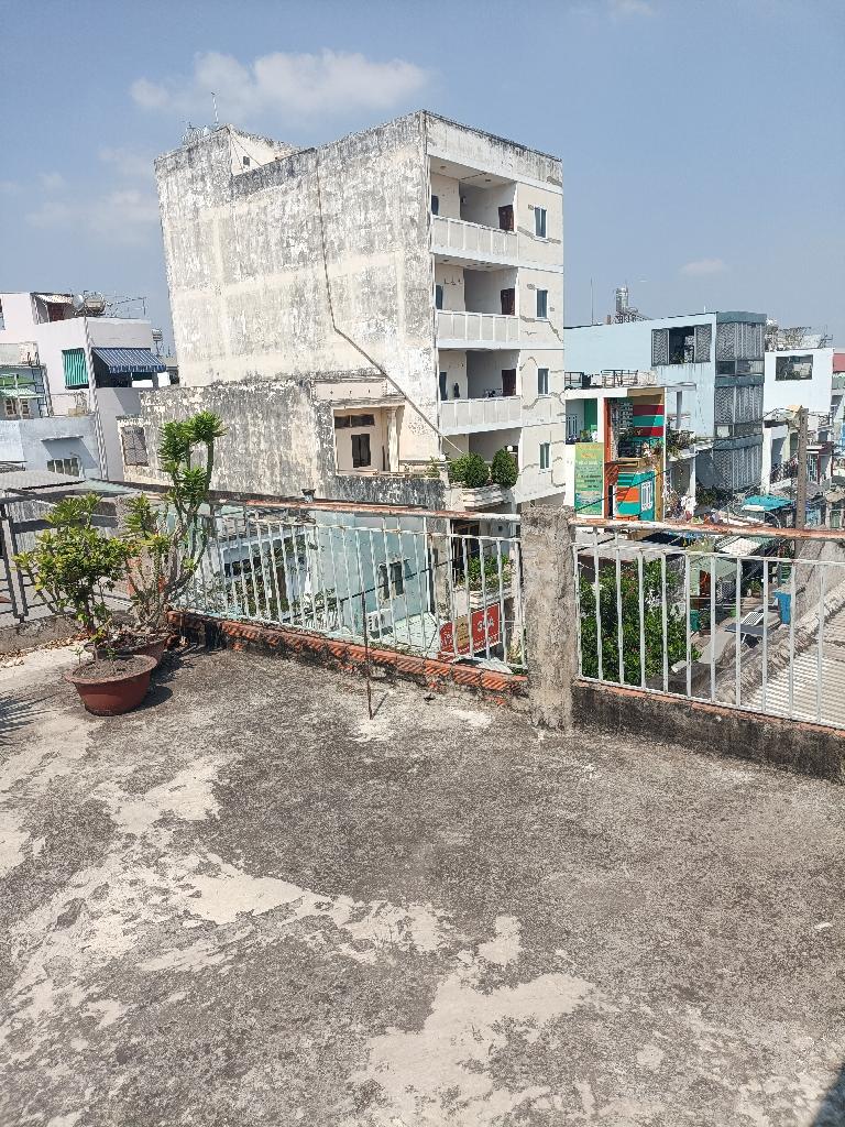 Bán nhà mặt phố khu VIP Tên Lửa diện tích lớn giá cạnh tranh
