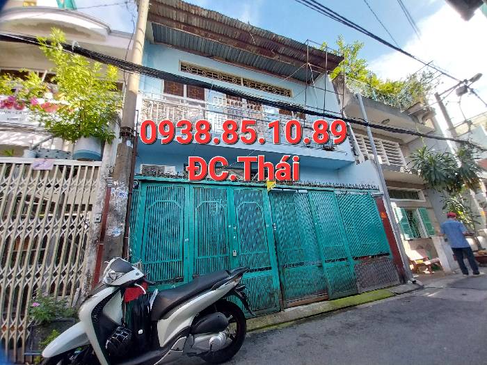 Nhà mặt tiền rộng, vị trí vàng tại quận Tân Bình