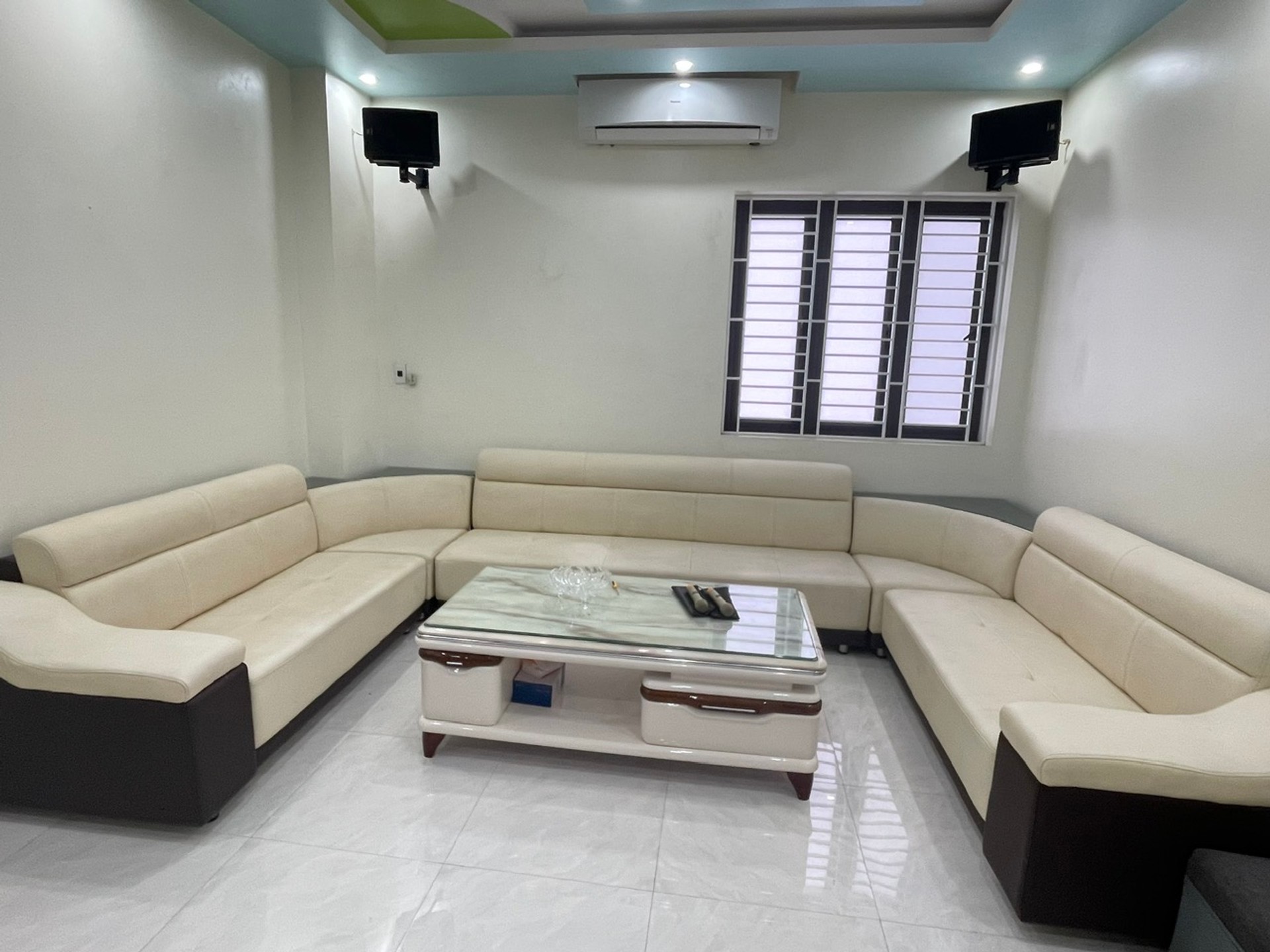 Cơ hội sở hữu nhà mặt phố Lạch Tray giá tốt, giảm ngay 500 triệu !!!