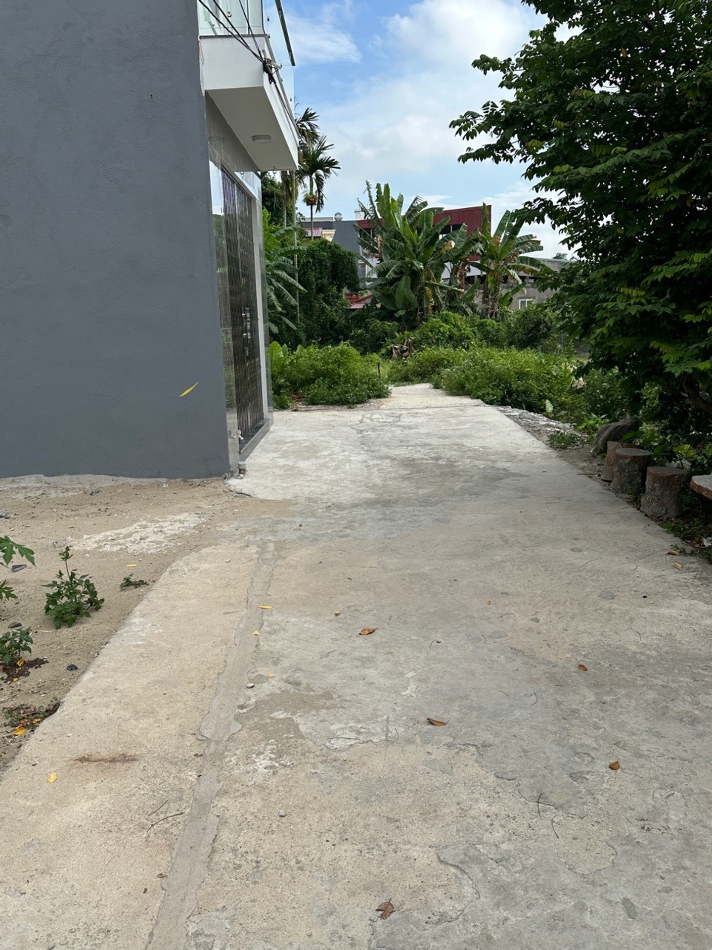 Cơ Hội Sở Hữu Lô Đất Đẹp Ngõ Ôtô Tránh Tại Cát Linh