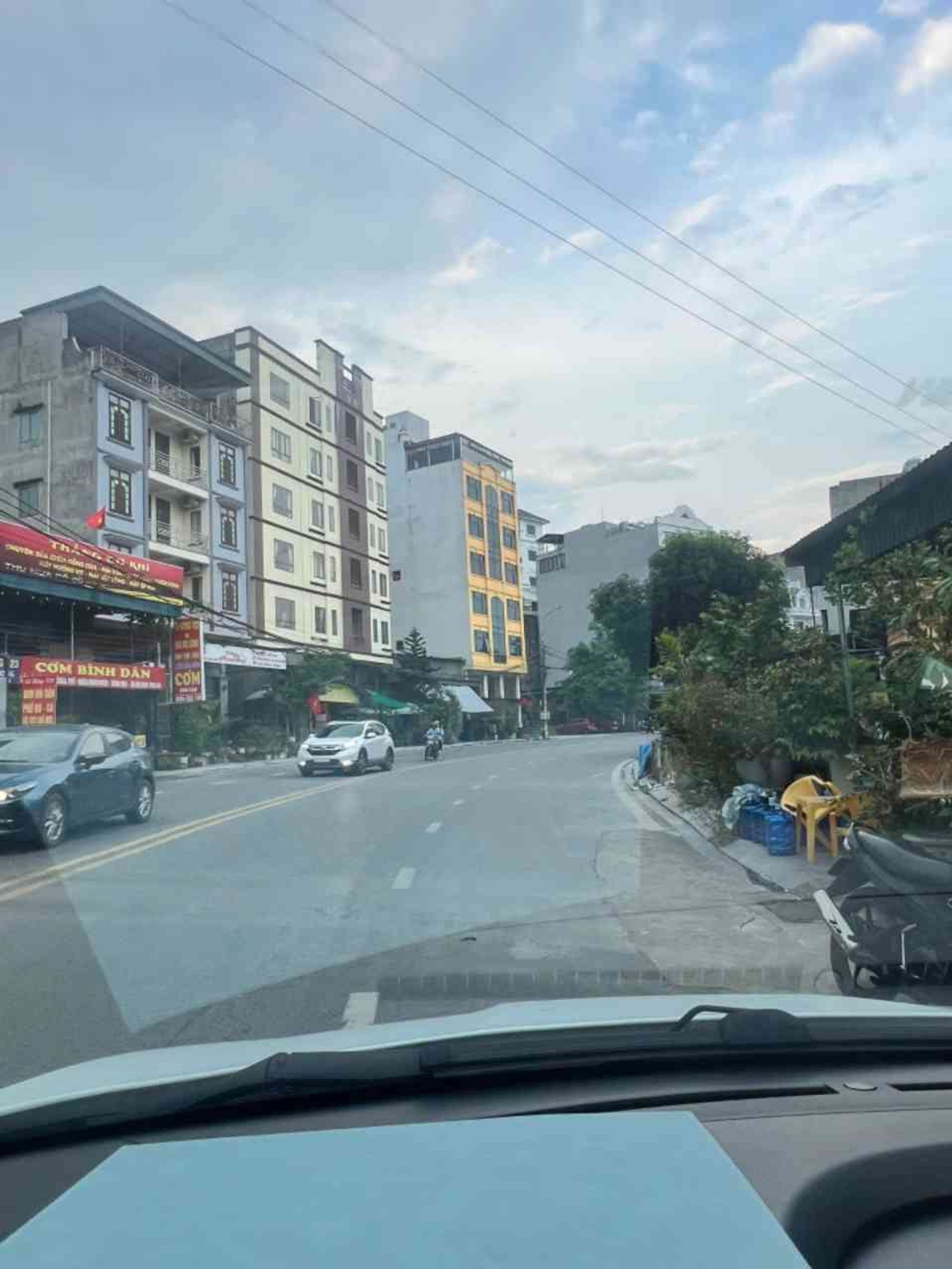 Bán nhà nghỉ 5 tầng 9 phòng tại Hạ Long với vị trí gần siêu thị GO!