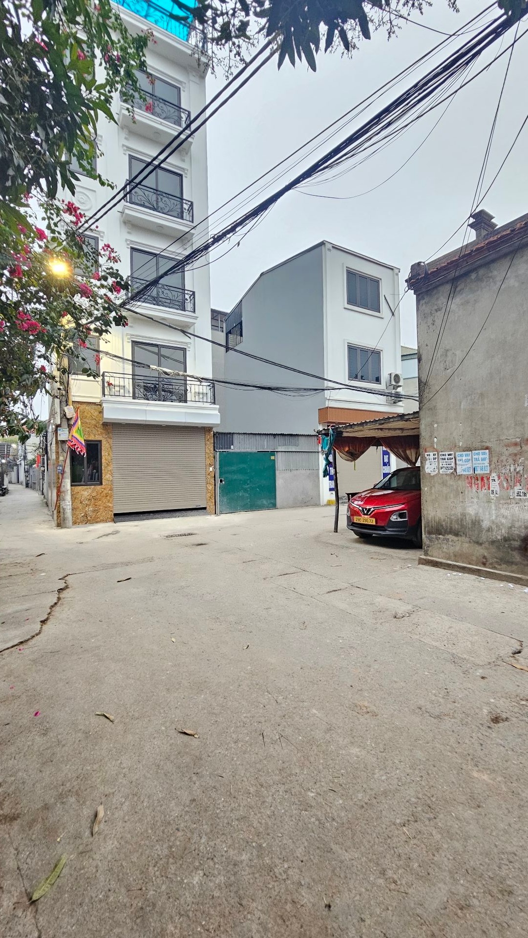 Nhà mới lô góc, ô tô tránh, chờ thang máy tại Vĩnh Khang