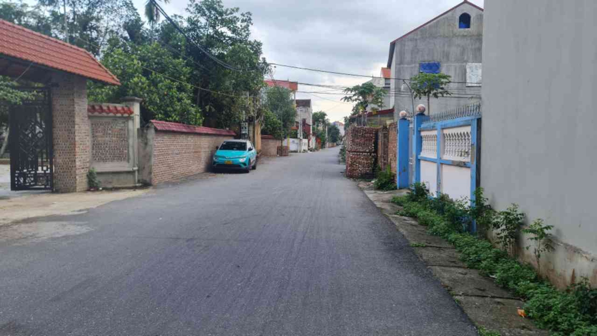 Bán gấp 80m2 đất ngay KCN Thuận Thành 2 chỉ 2,x tỷ (x tiểu học) full tiện ích trong 2km đổ lại.