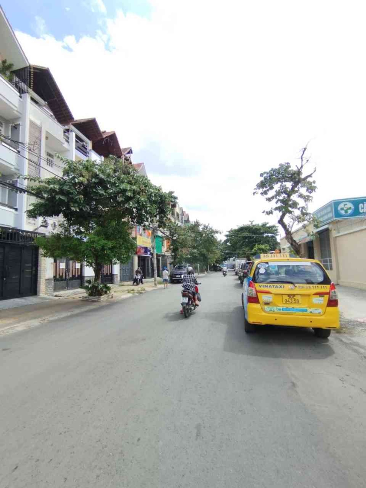 Bán nhà mặt phố quận 8, 79m2, 4 tầng, mặt tiền 4m, gần bệnh viện Chánh Hưng