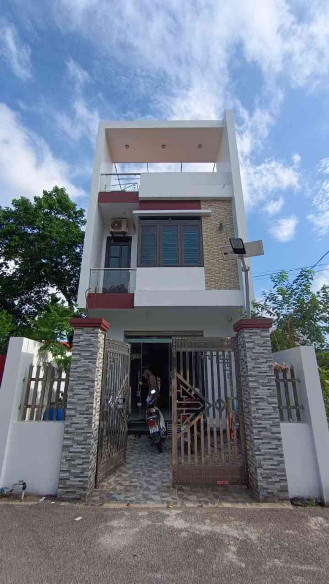Nhà riêng 3 tầng mặt tiền rộng tại trung tâm Thủy Nguyên với tiềm năng vượt trội