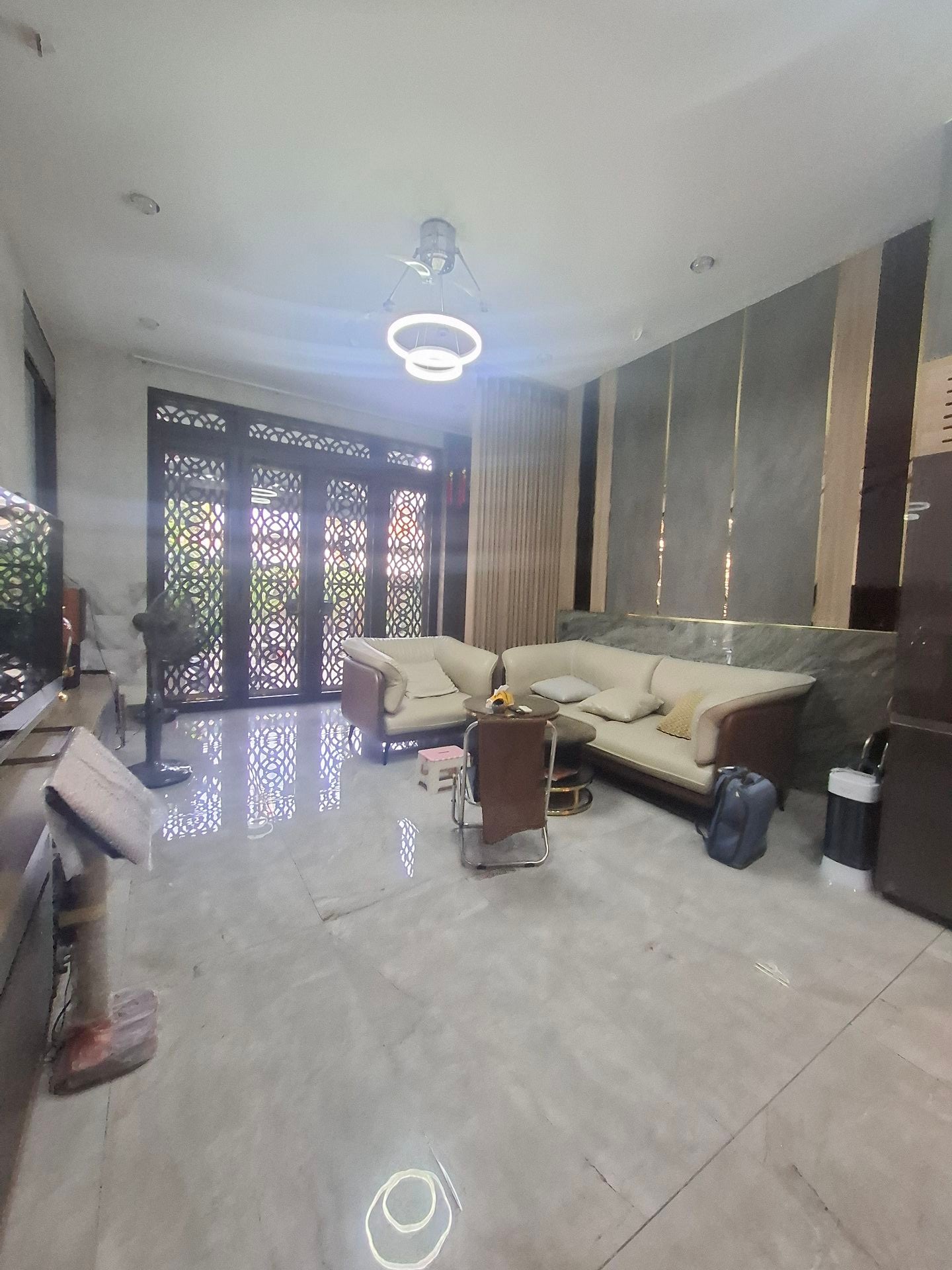 Nhà đẹp 3 tầng tặng nội thất xịn ở An Dương Vương