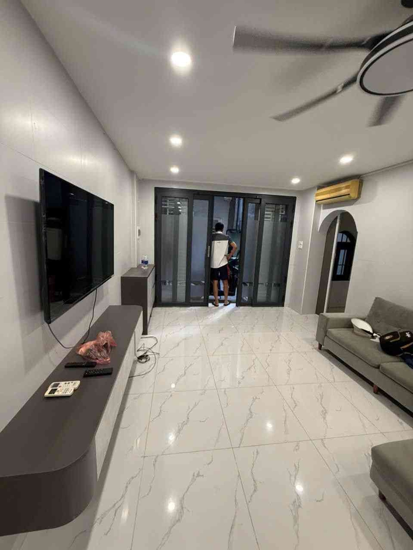 Bán nhà riêng 3 tầng 39.3m2 tại Hai Bà Trưng giá 9.1 tỷ