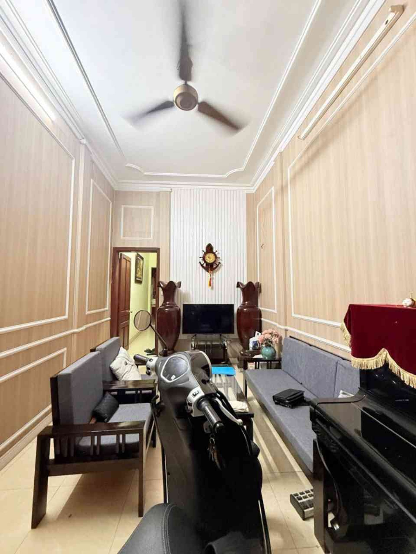 Nhà 4 tầng, ô tô đỗ cửa, phố Yên Lạc, giáp Kim Ngưu, Lạc Trung, Hai Bà Trưng, 52m2, 19.2 tỷ
