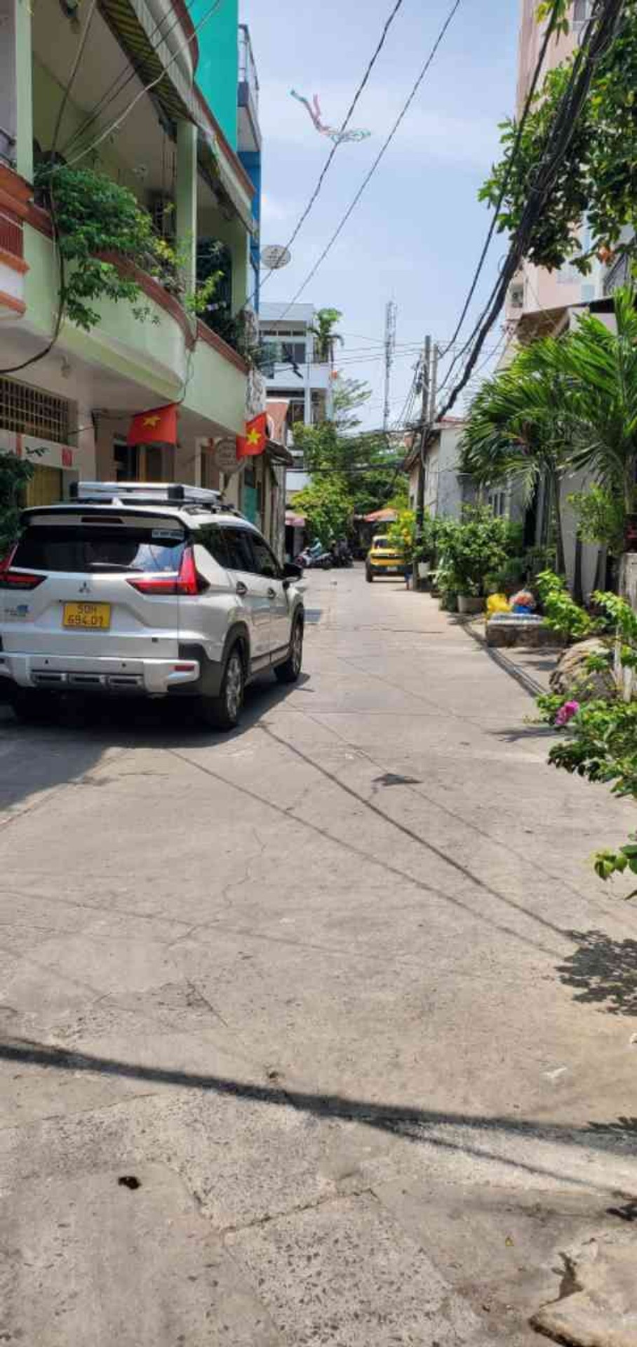 Bán nhà lô góc 2 mặt hẻm xe hơi gần Chung cư Him Lam Quận 6